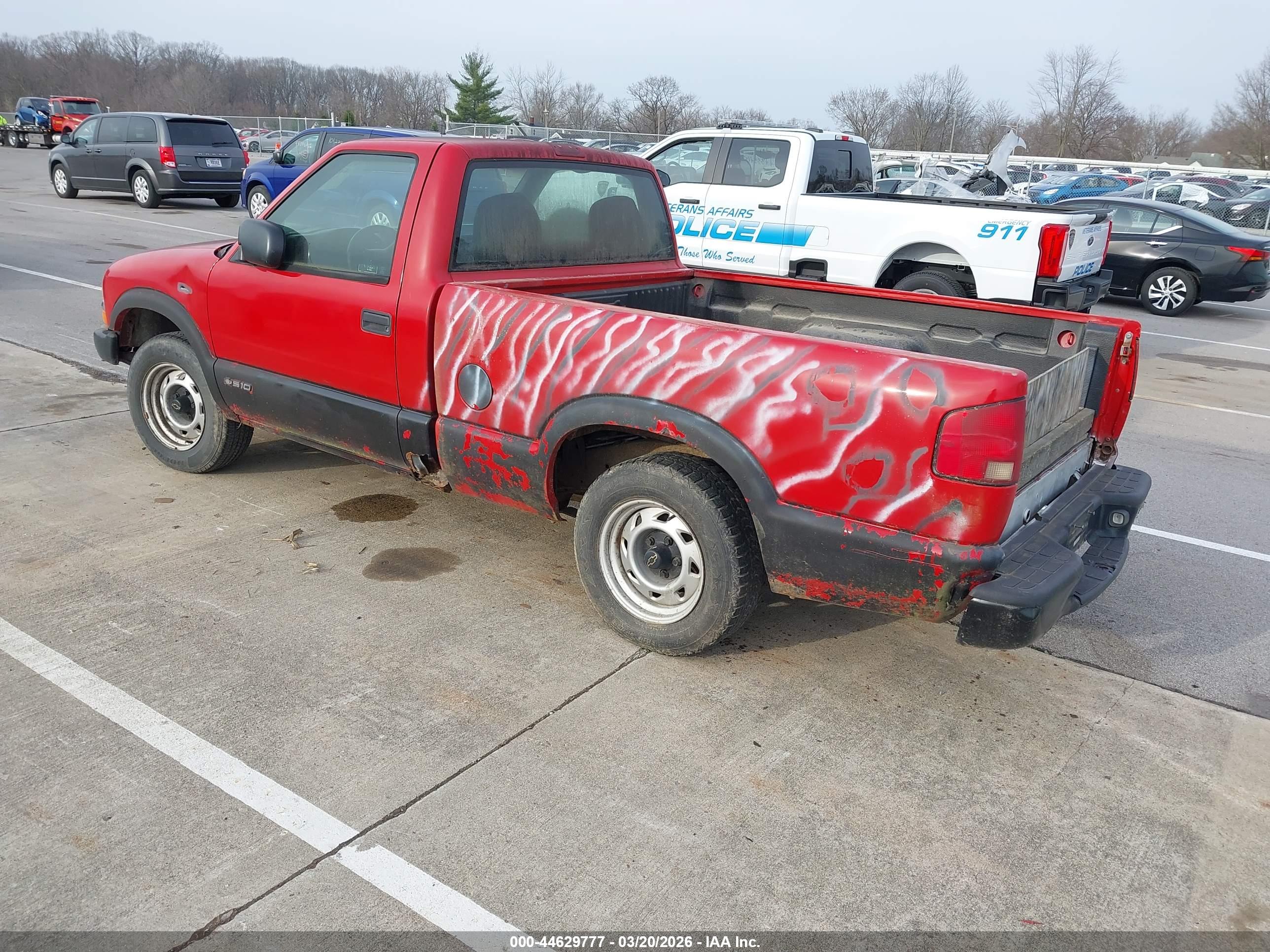 CHEVROLET S-10 image 3