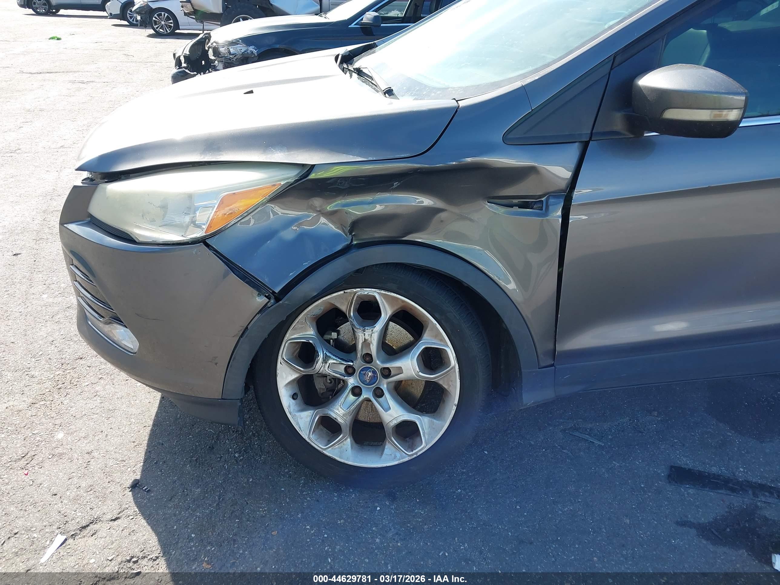 FORD ESCAPE image 6