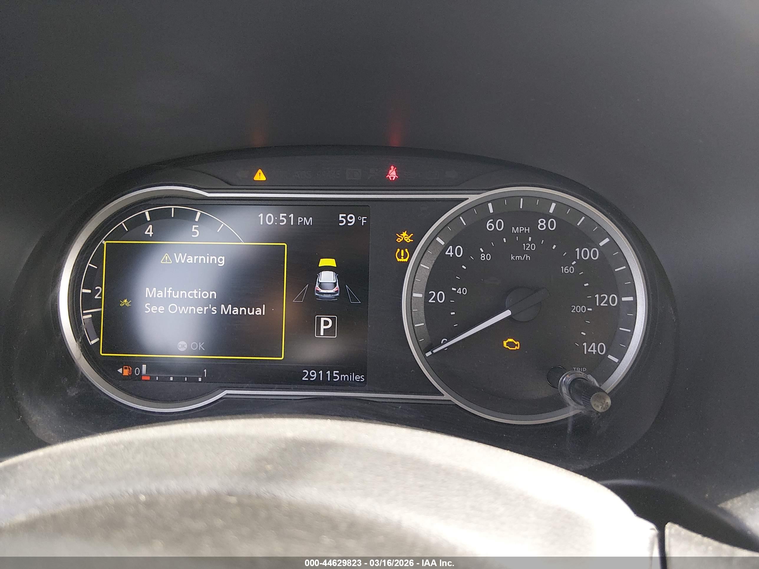 NISSAN KICKS image 7