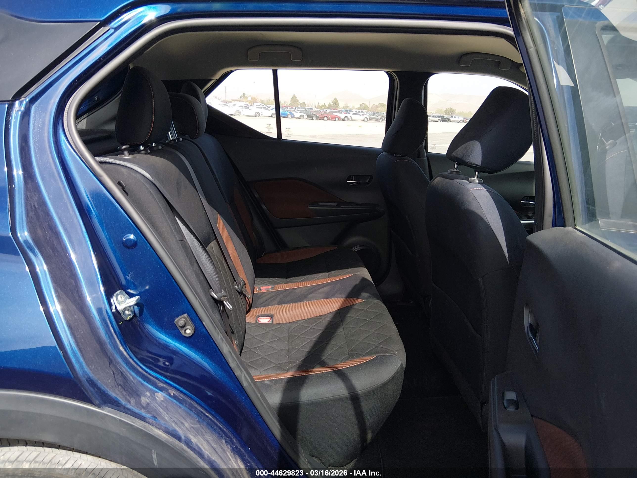 NISSAN KICKS image 8