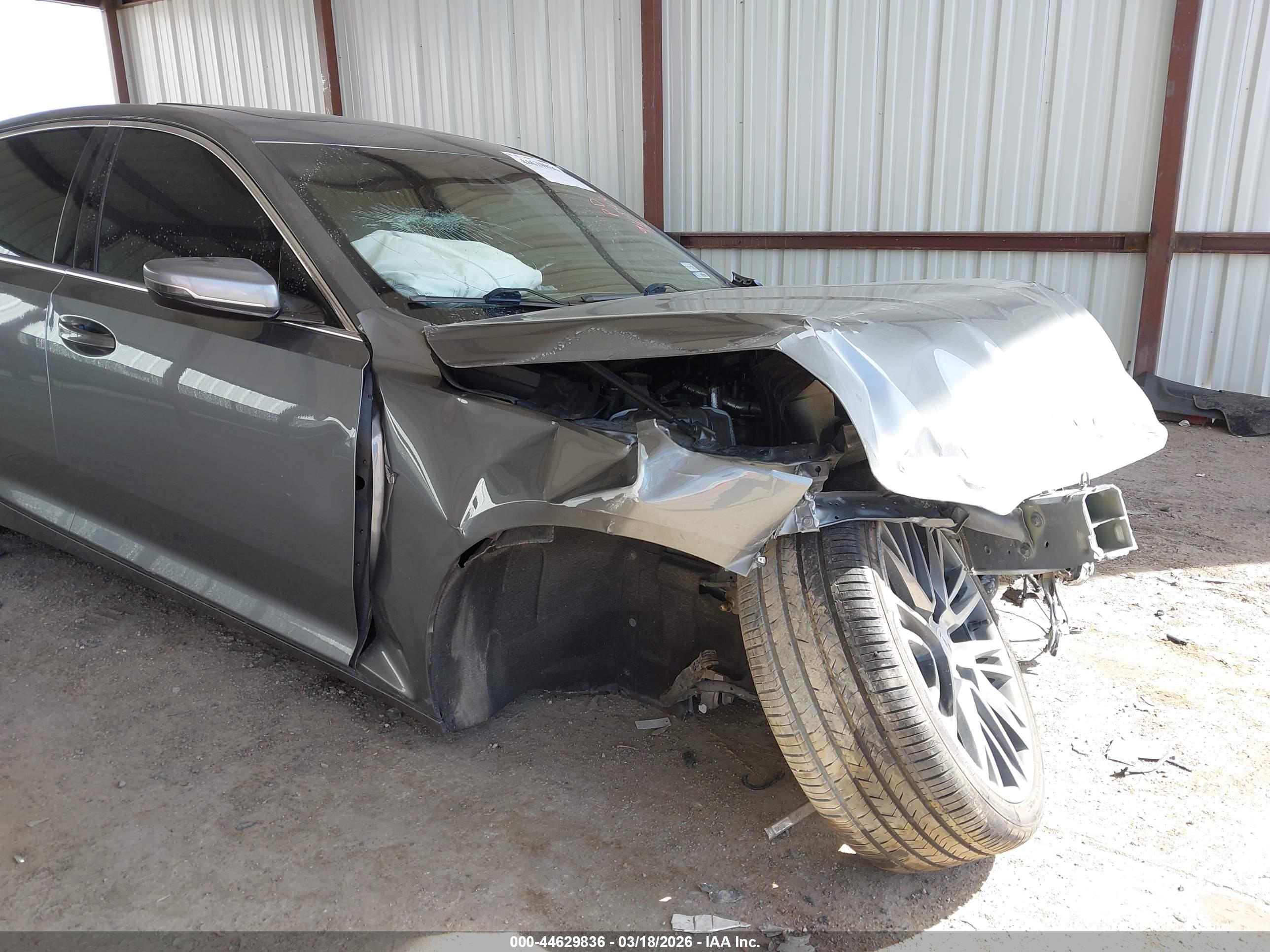 CADILLAC CT5 image 6