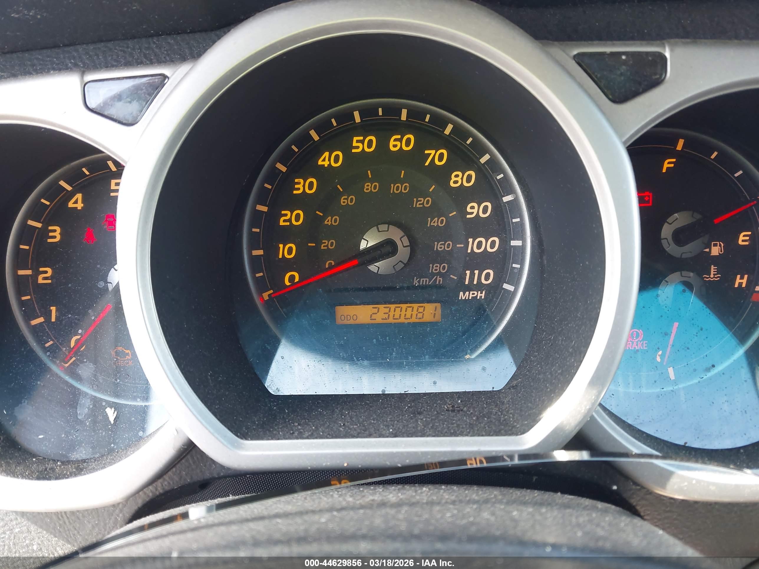 TOYOTA 4RUNNER image 7