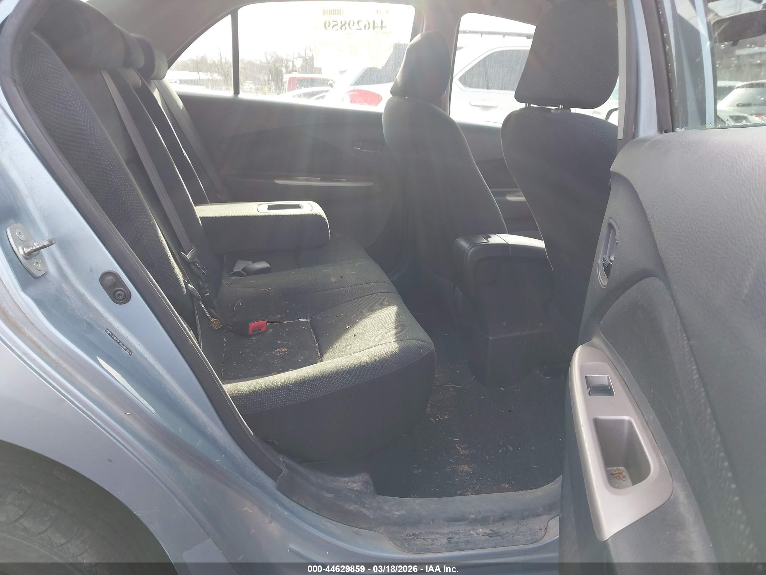 TOYOTA YARIS image 8