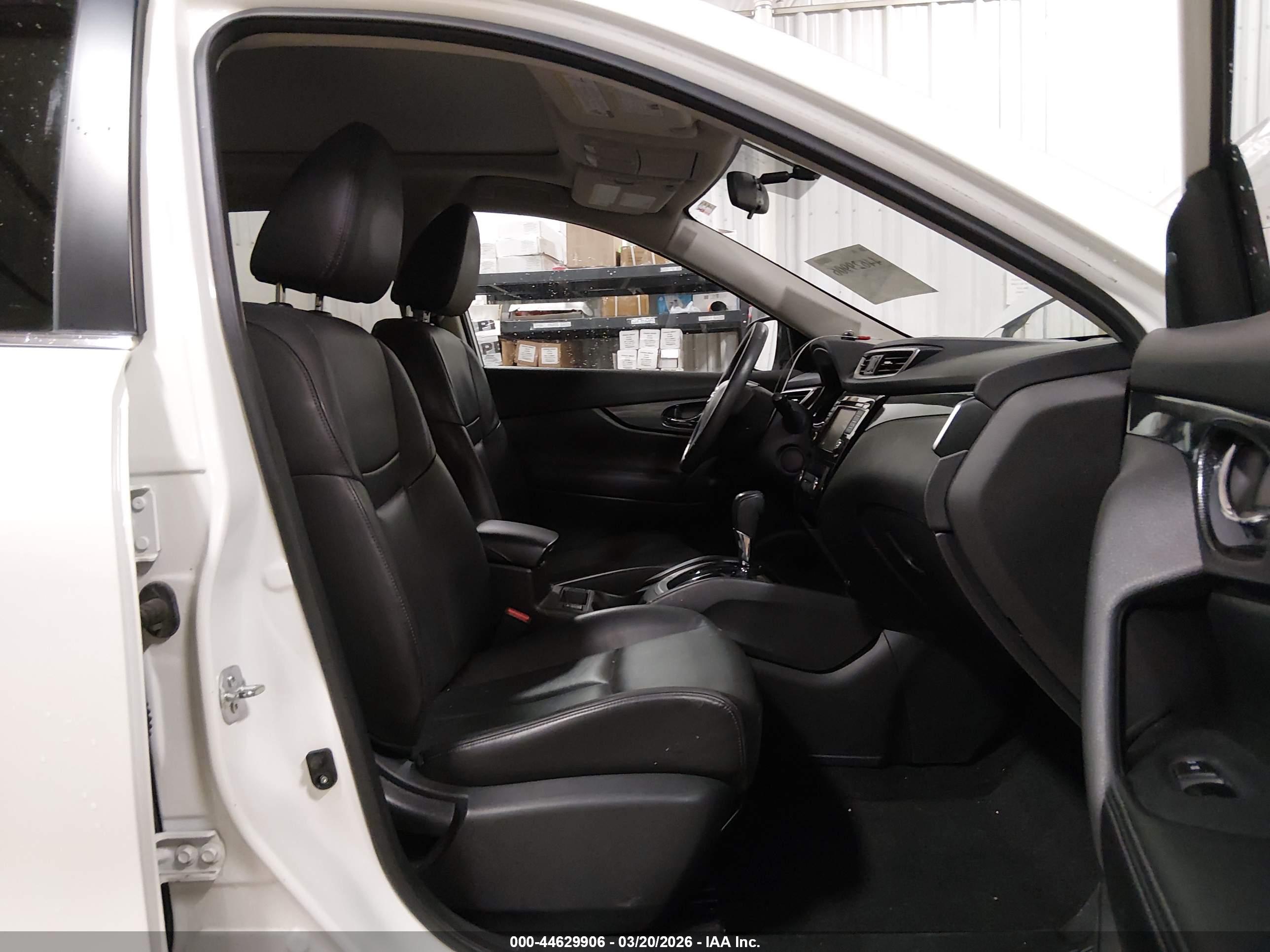 NISSAN ROGUE image 5
