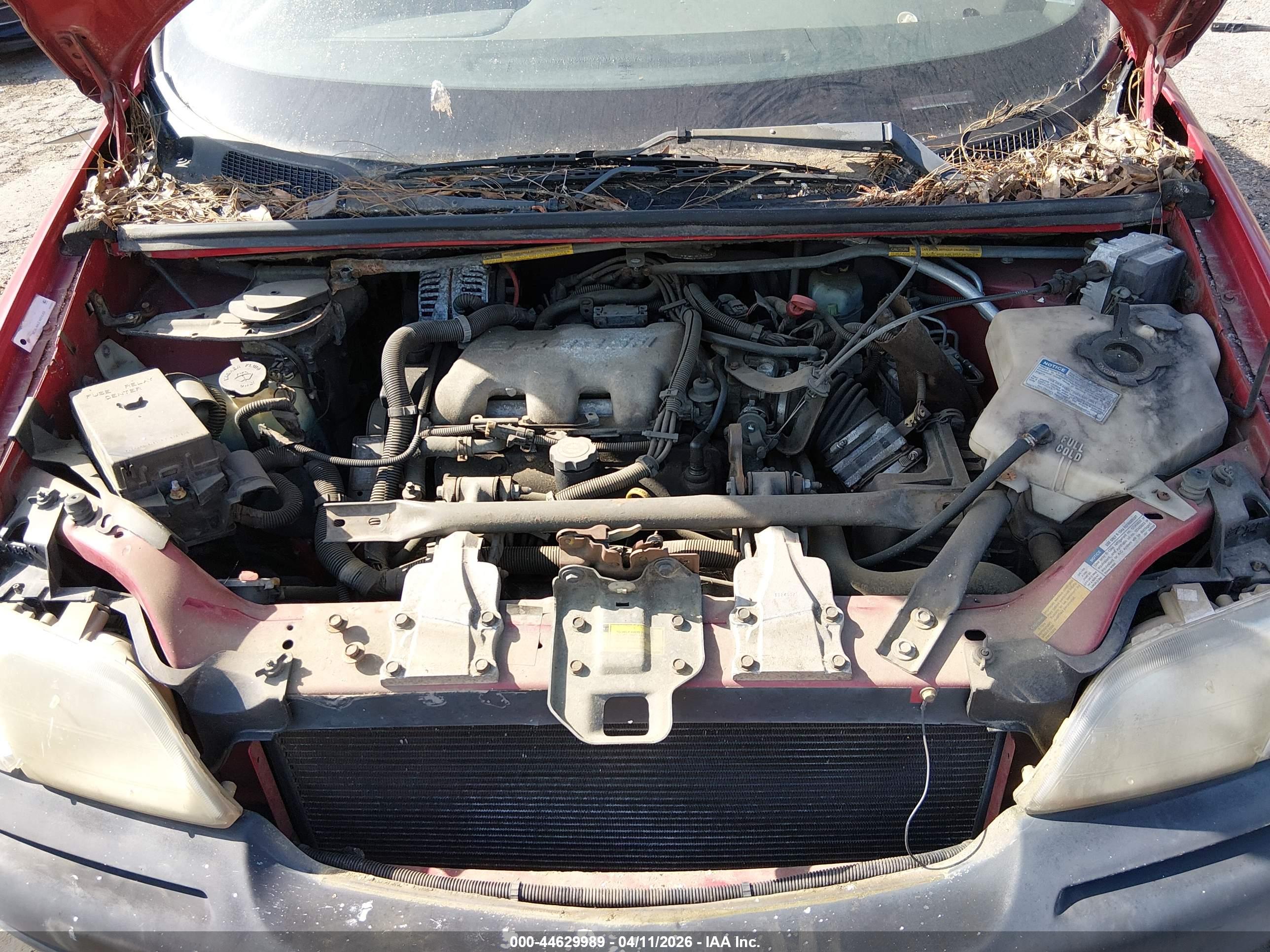 PONTIAC MONTANA image 10