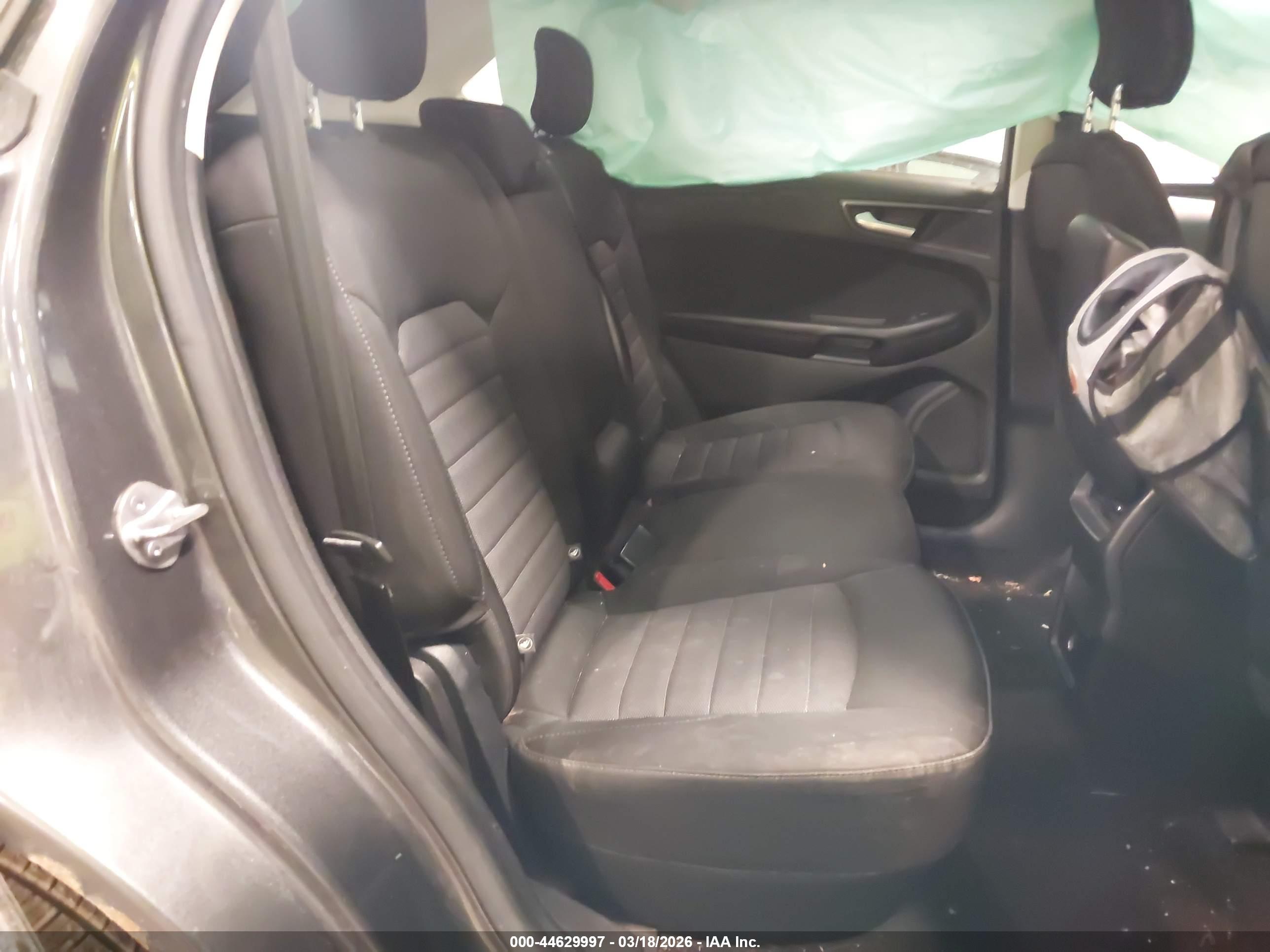 FORD EDGE image 8
