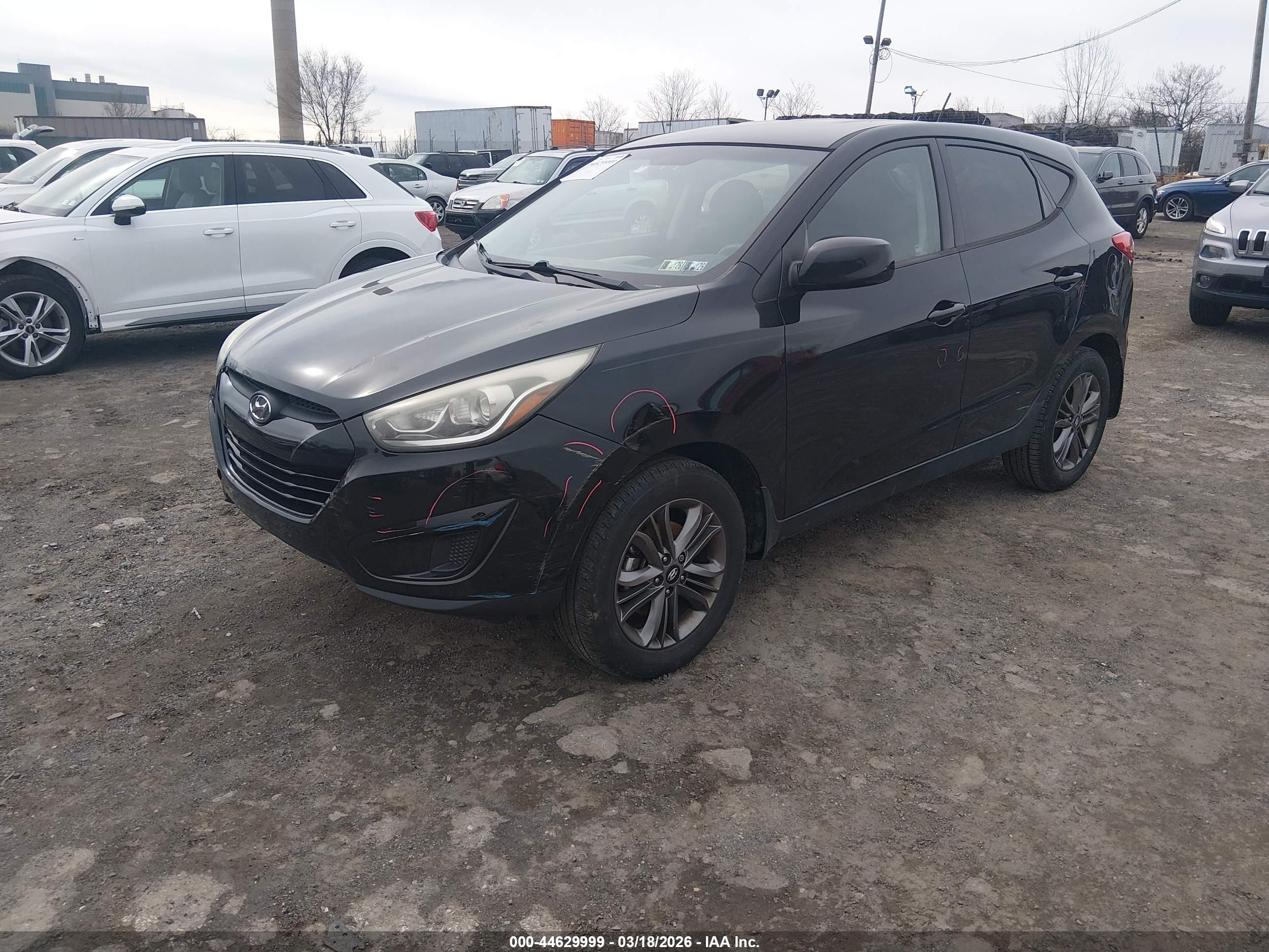 HYUNDAI TUCSON image 2