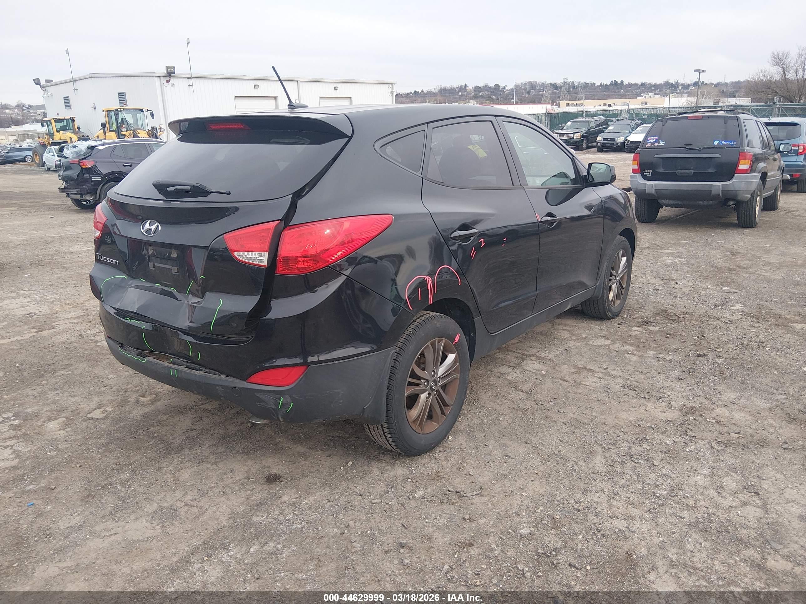 HYUNDAI TUCSON image 4