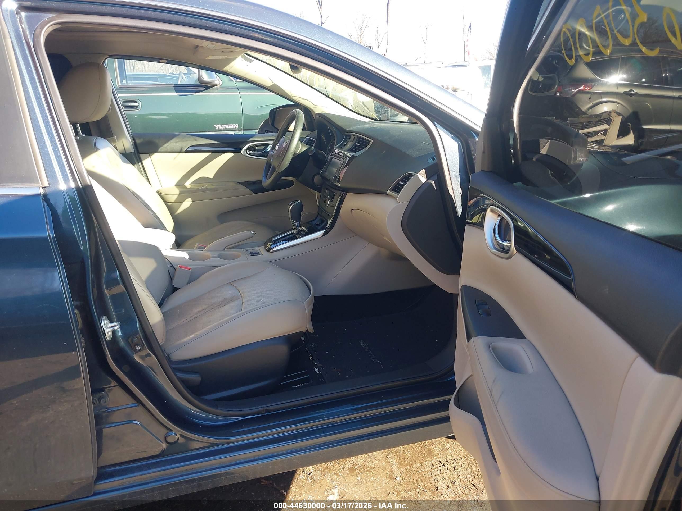 NISSAN SENTRA image 5