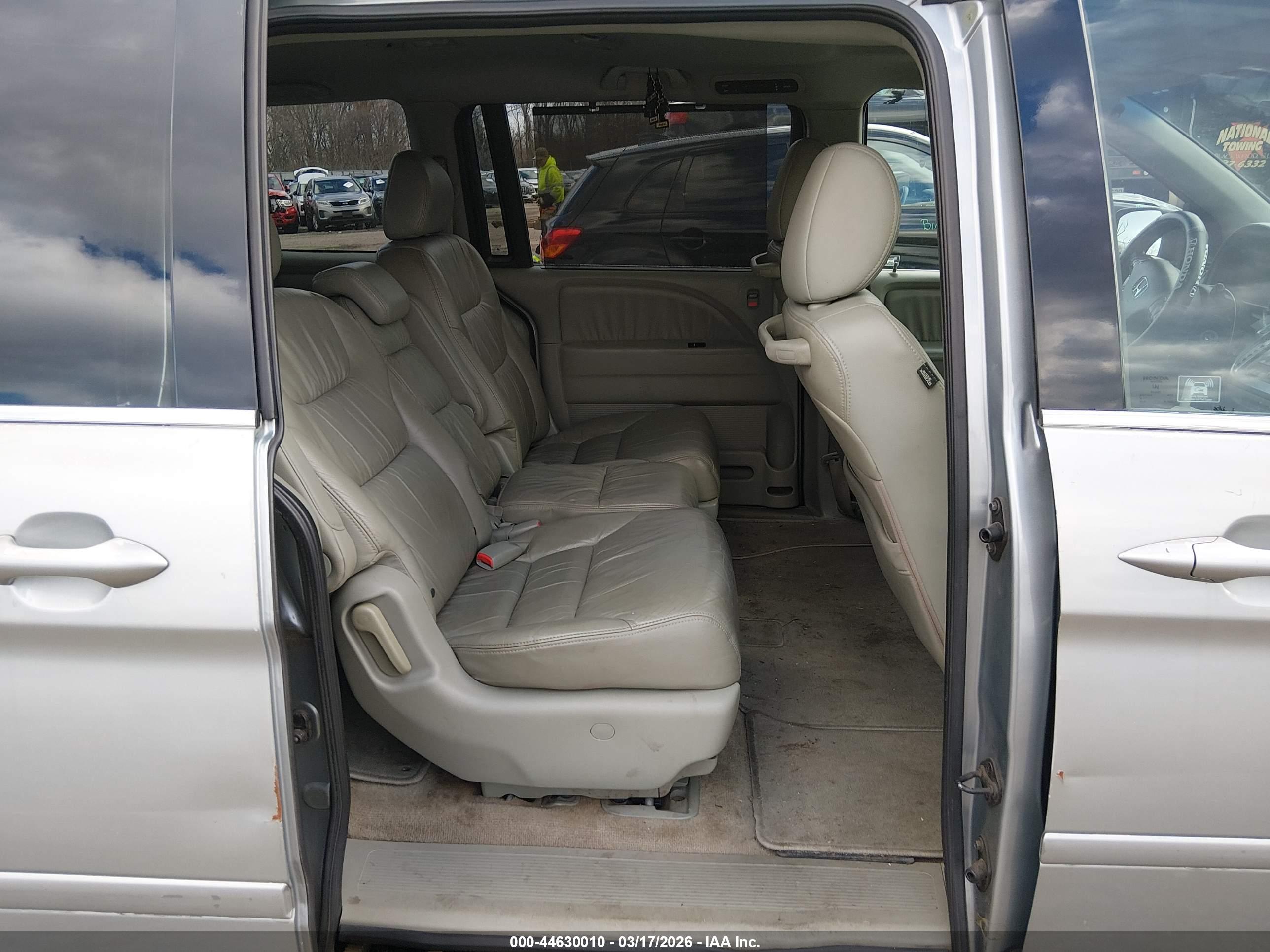 HONDA ODYSSEY image 8