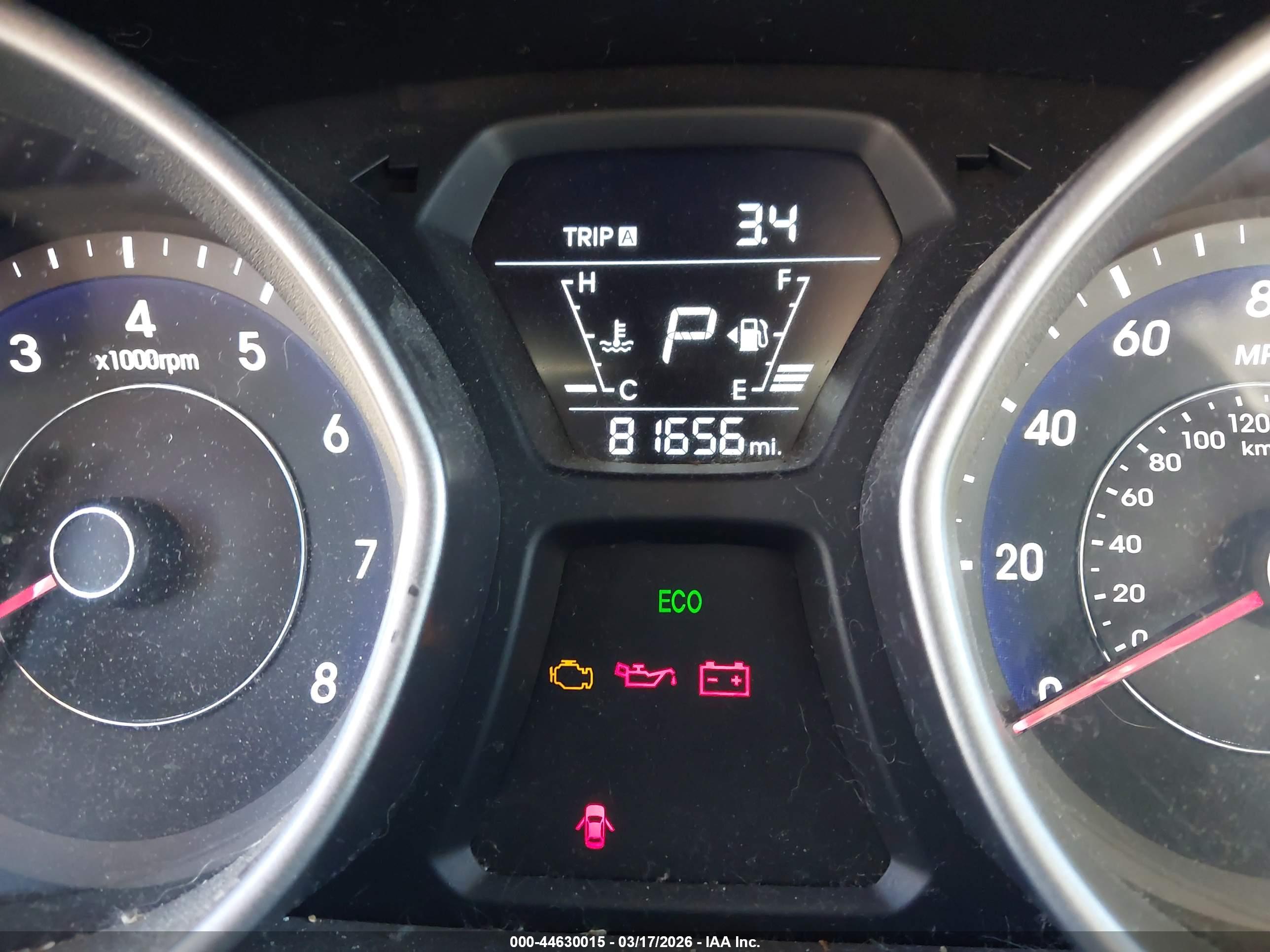 HYUNDAI ELANTRA image 7