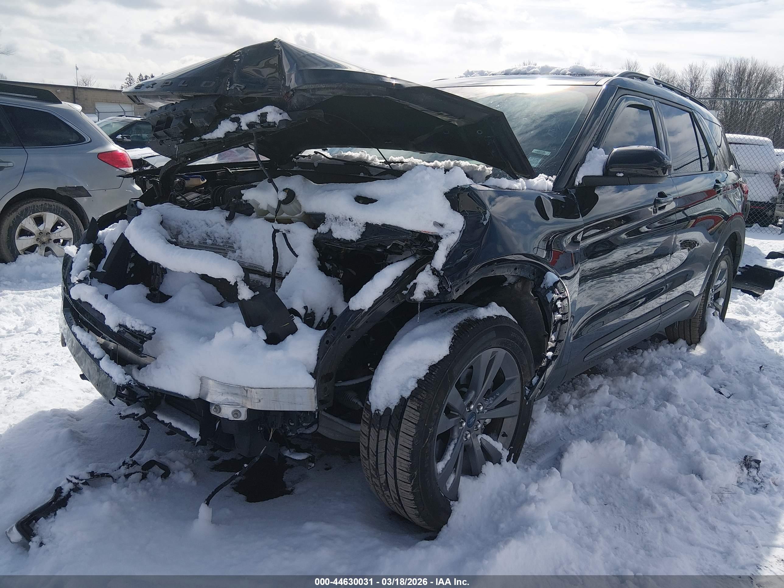 FORD EXPLORER image 2