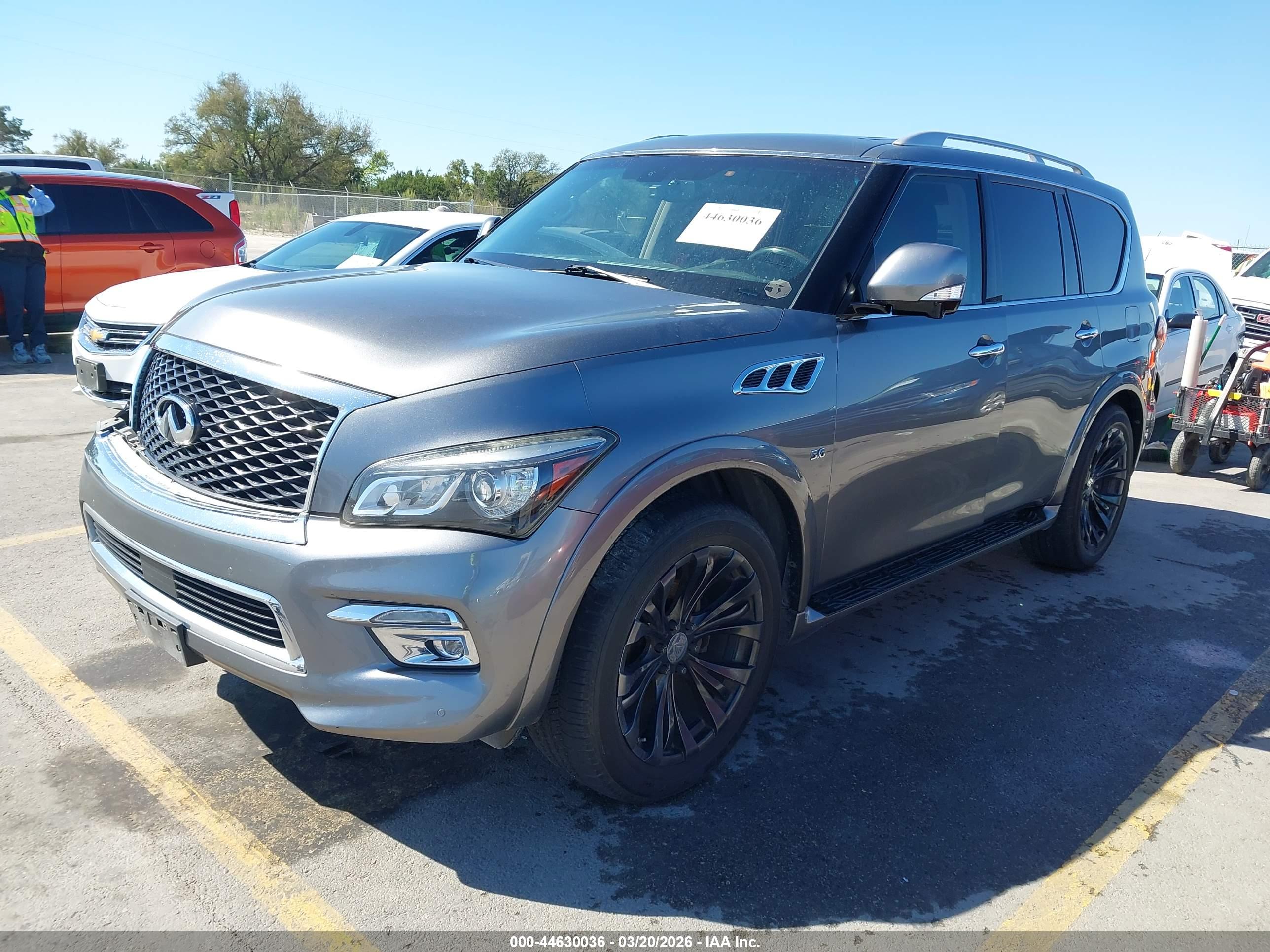 INFINITI QX80 image 2