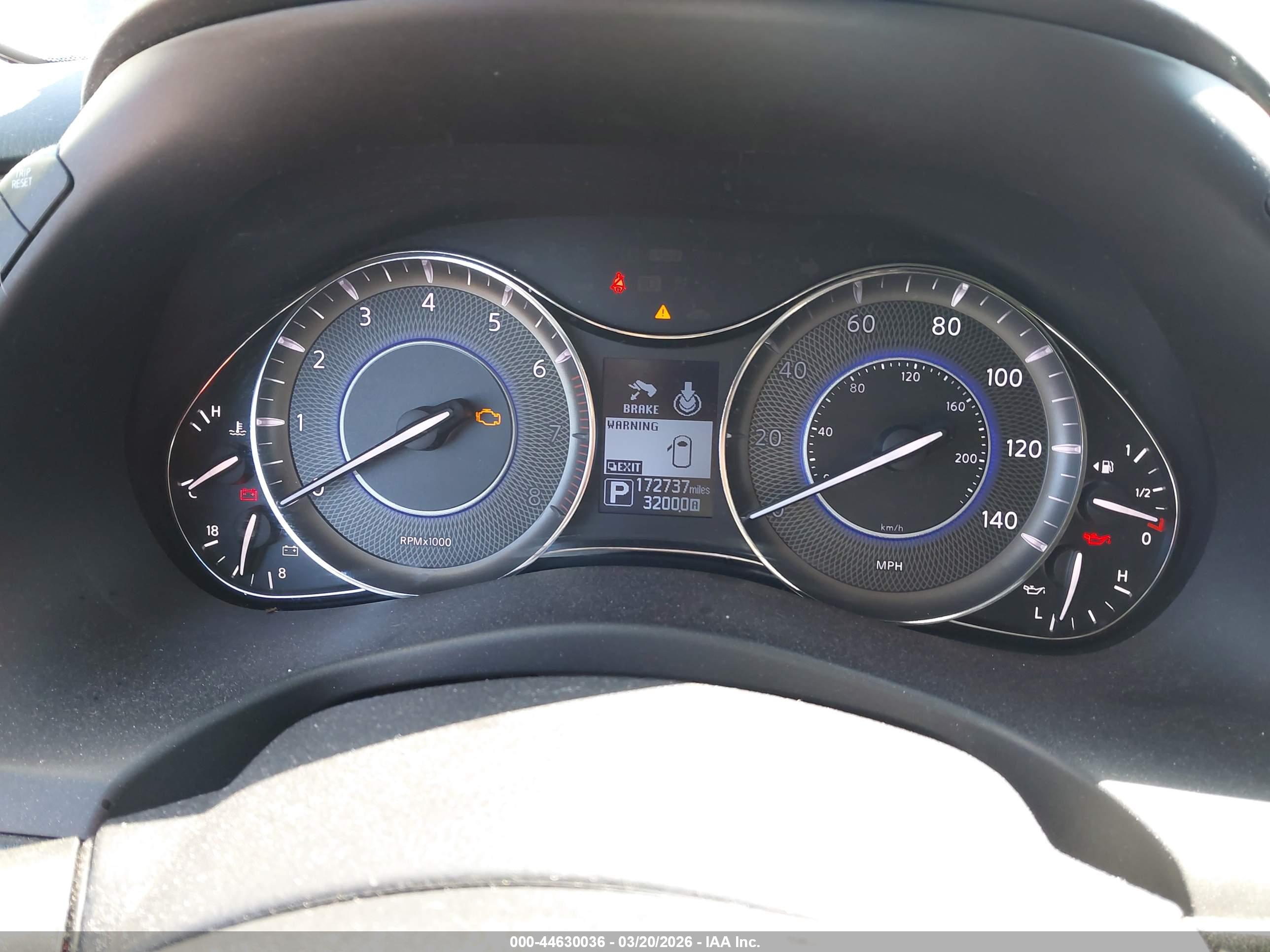 INFINITI QX80 image 7