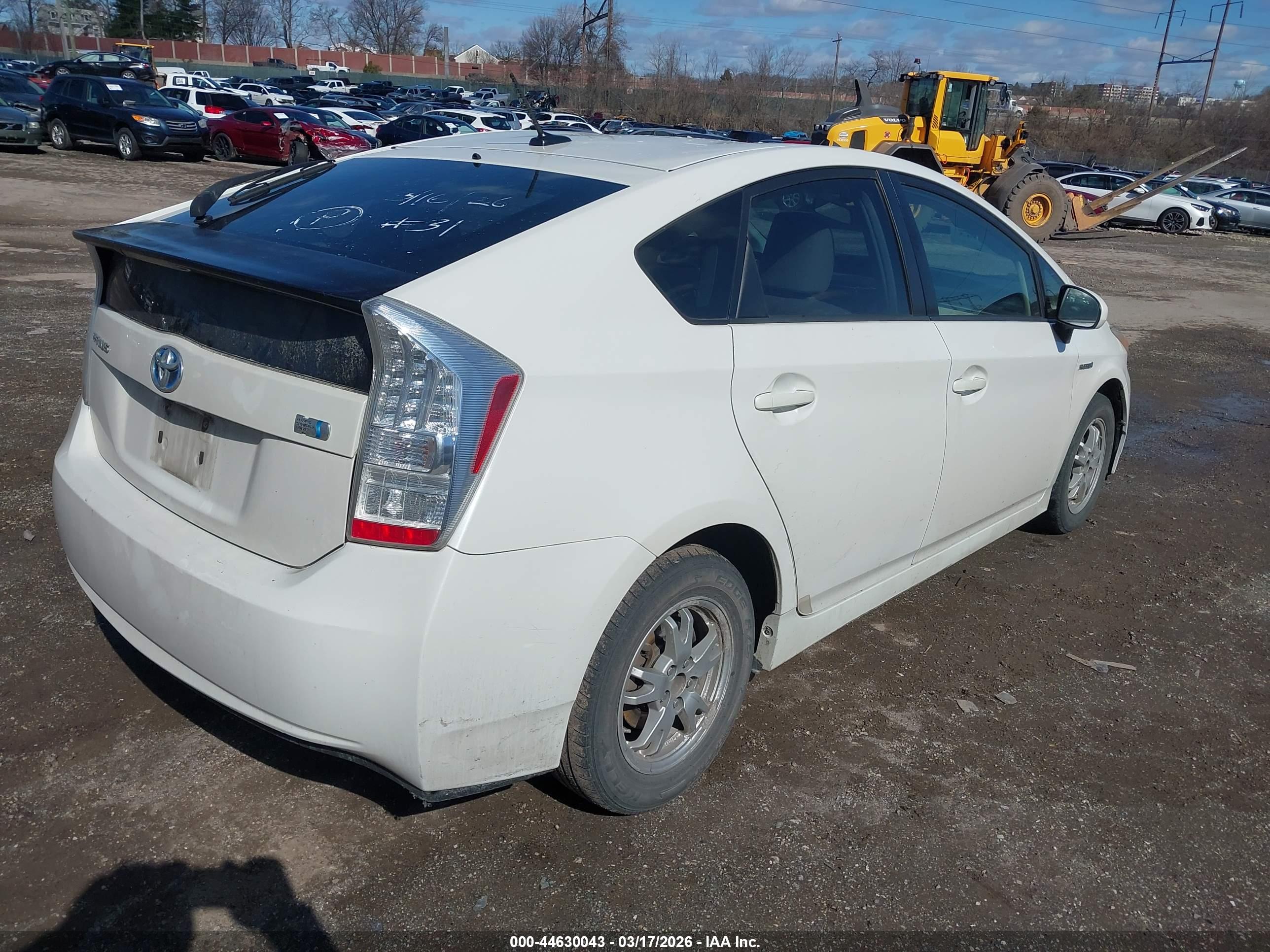 TOYOTA PRIUS image 4
