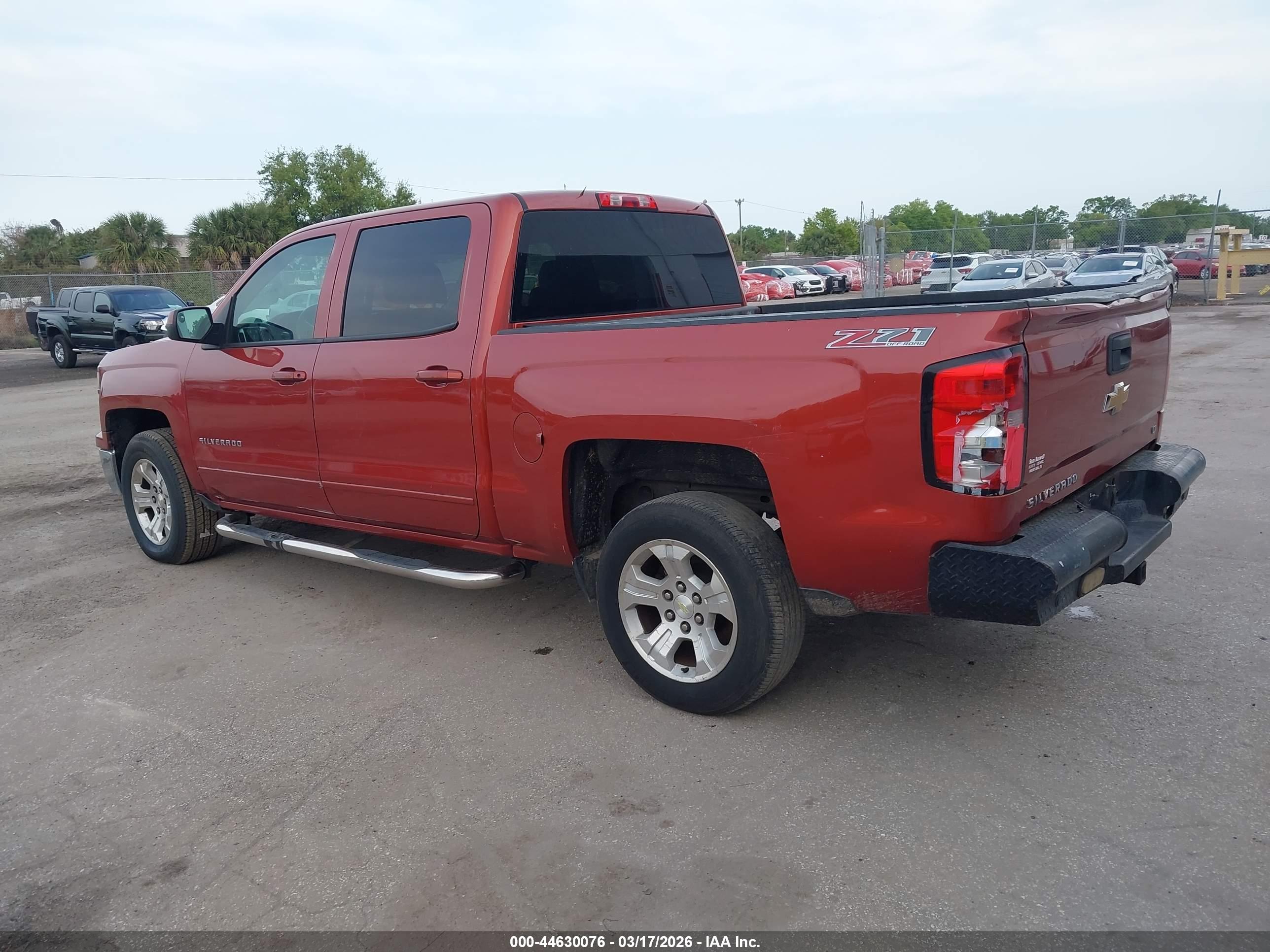 CHEVROLET SILVERADO image 3