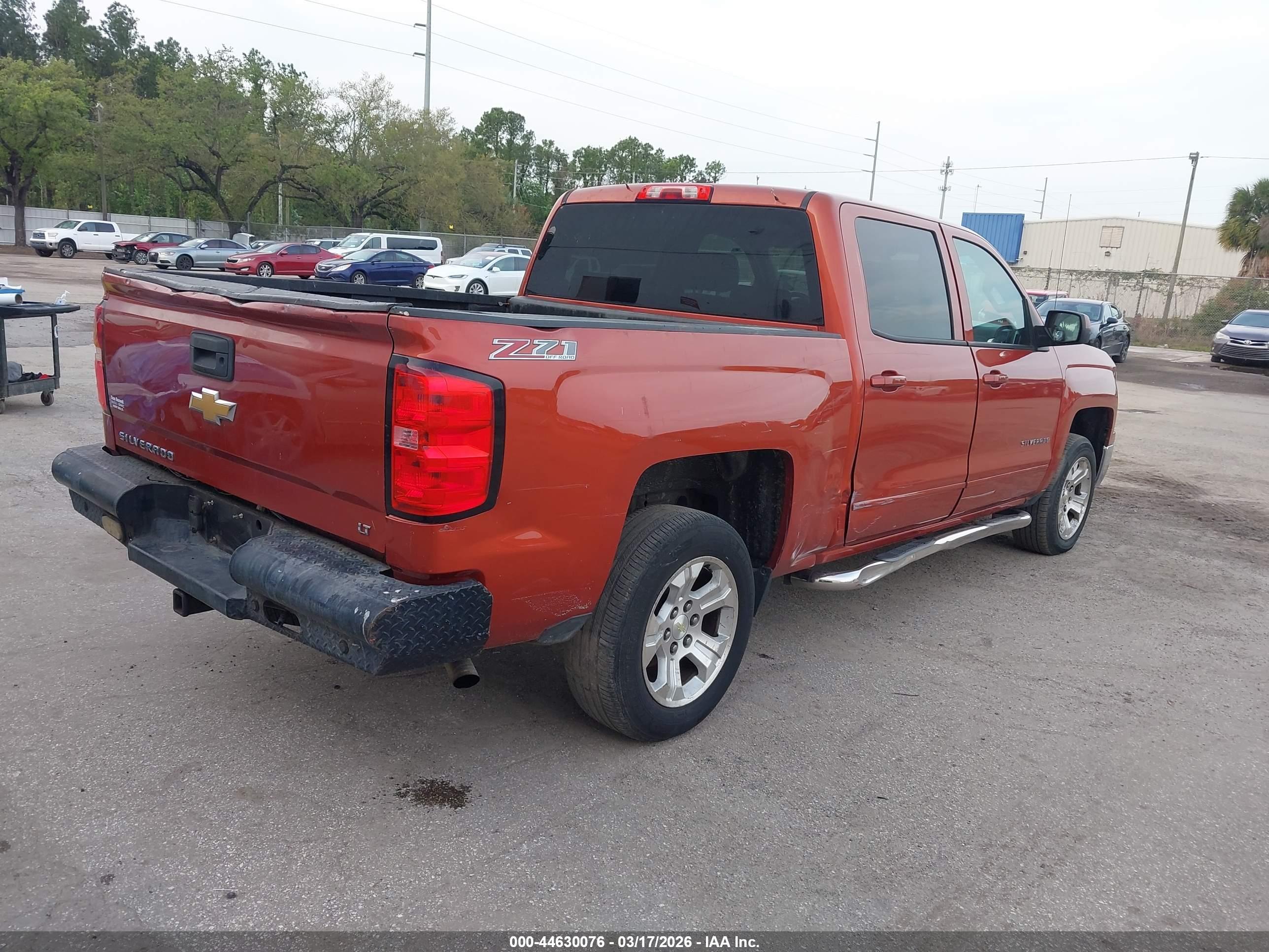 CHEVROLET SILVERADO image 4