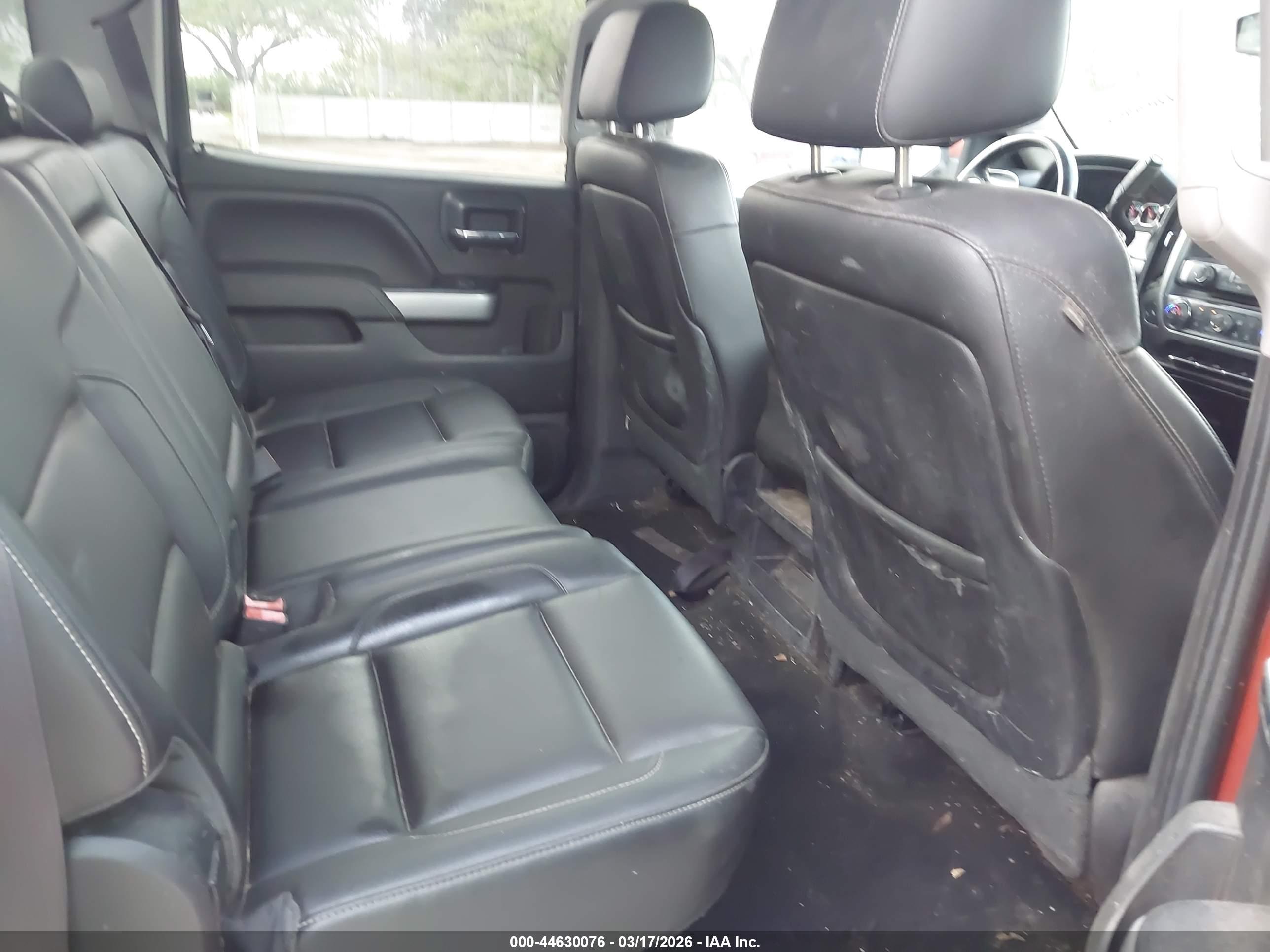 CHEVROLET SILVERADO image 8