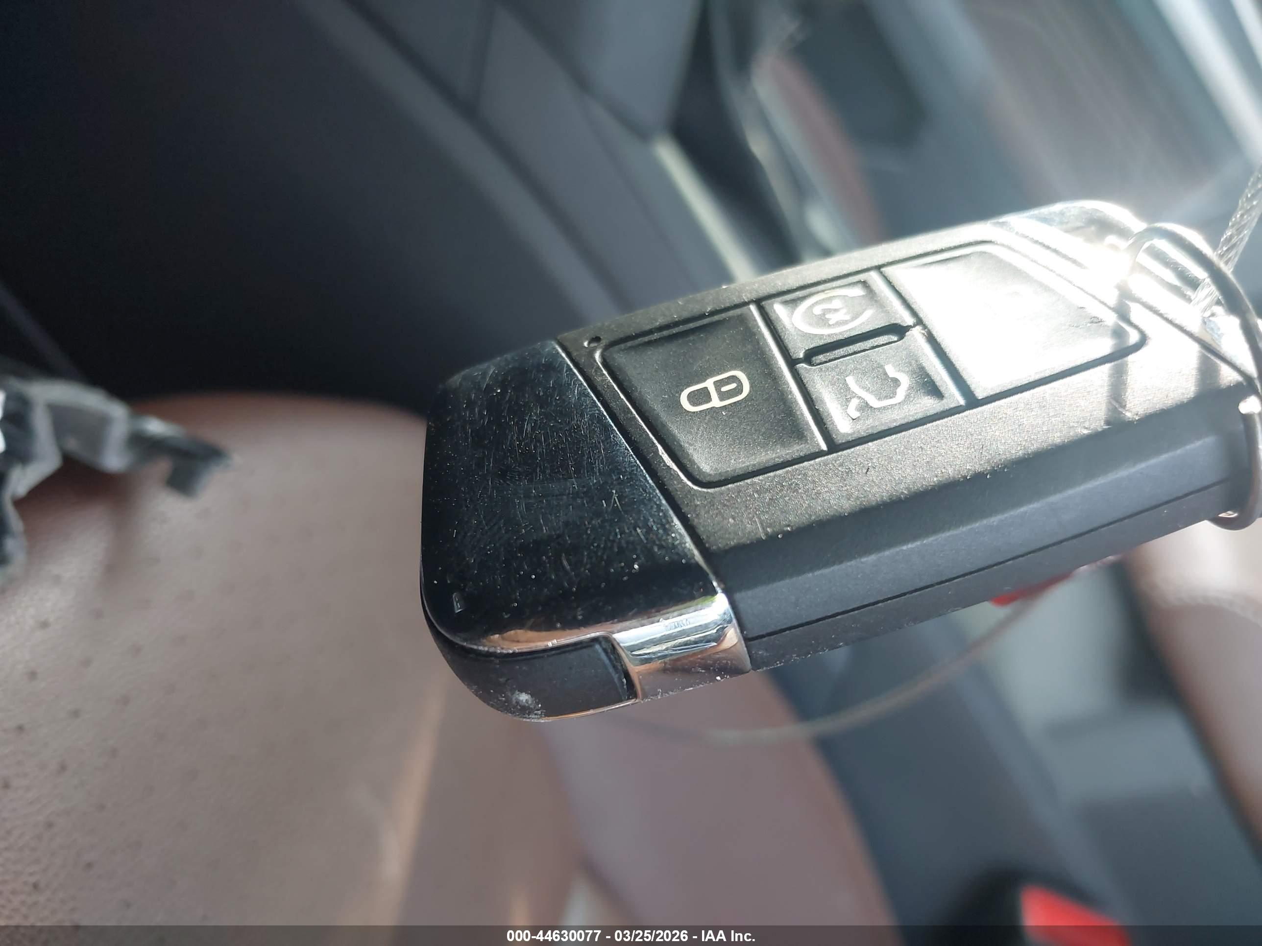 VOLKSWAGEN ATLAS image 11