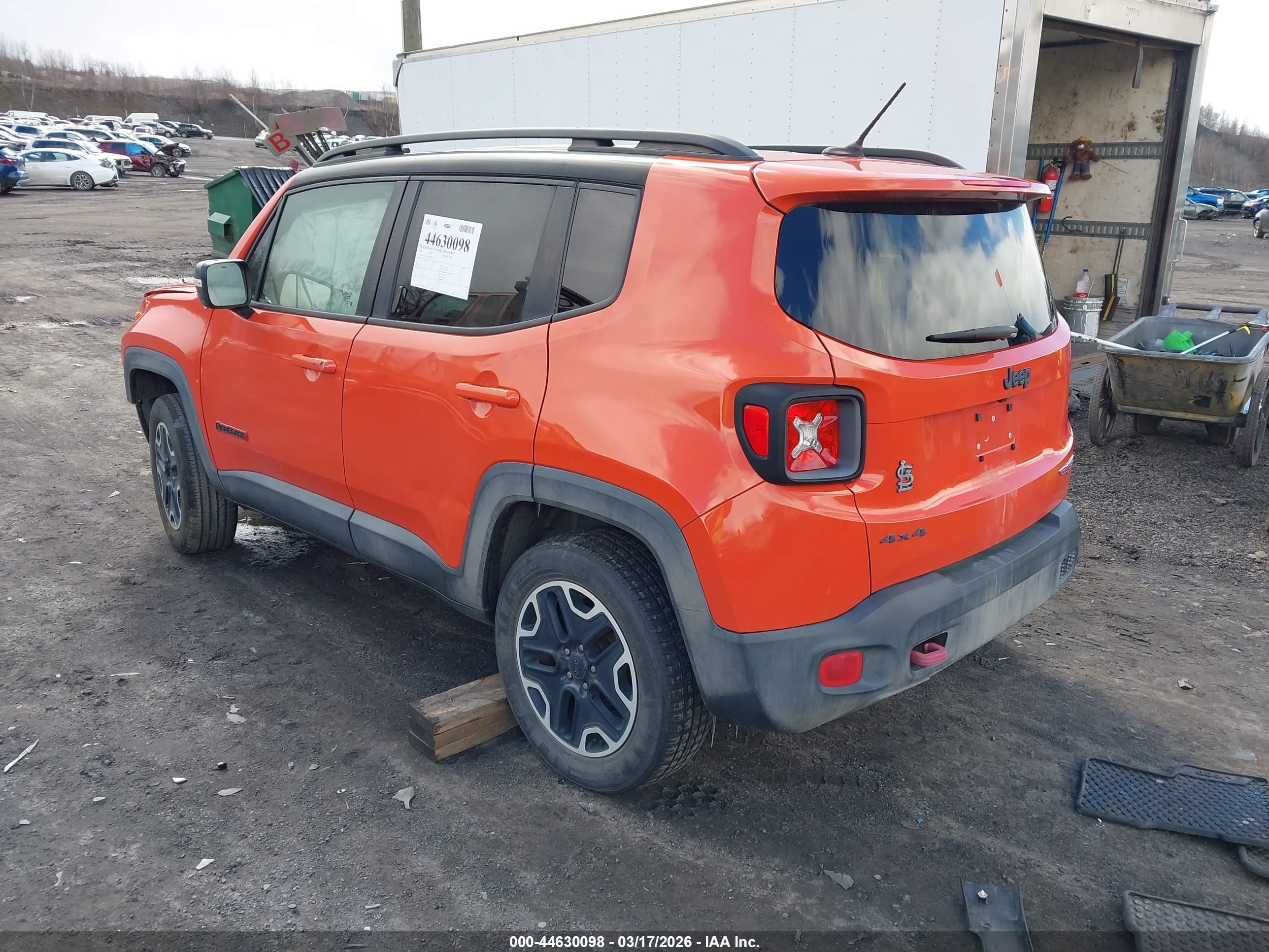 JEEP RENEGADE image 3