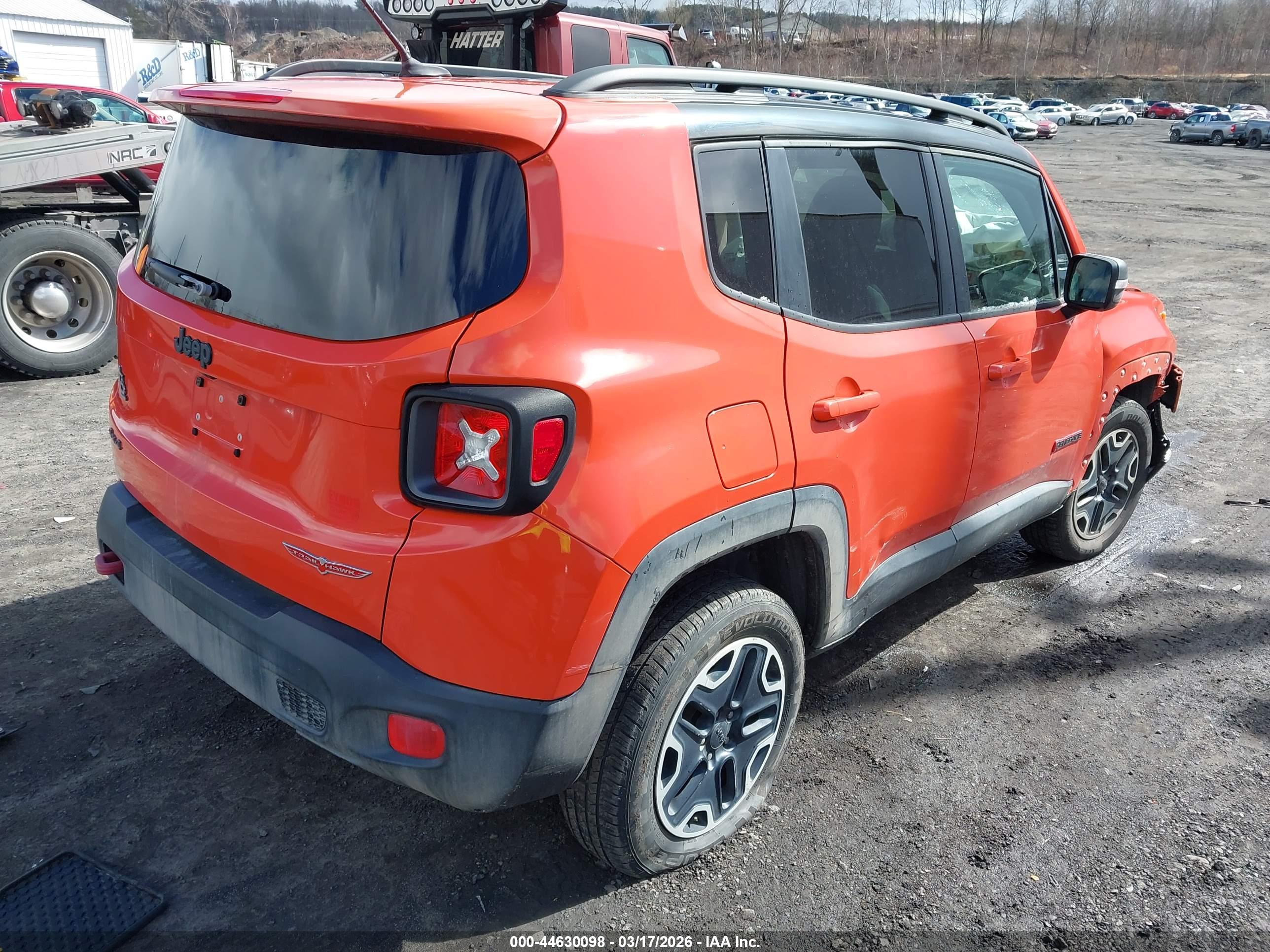JEEP RENEGADE image 4
