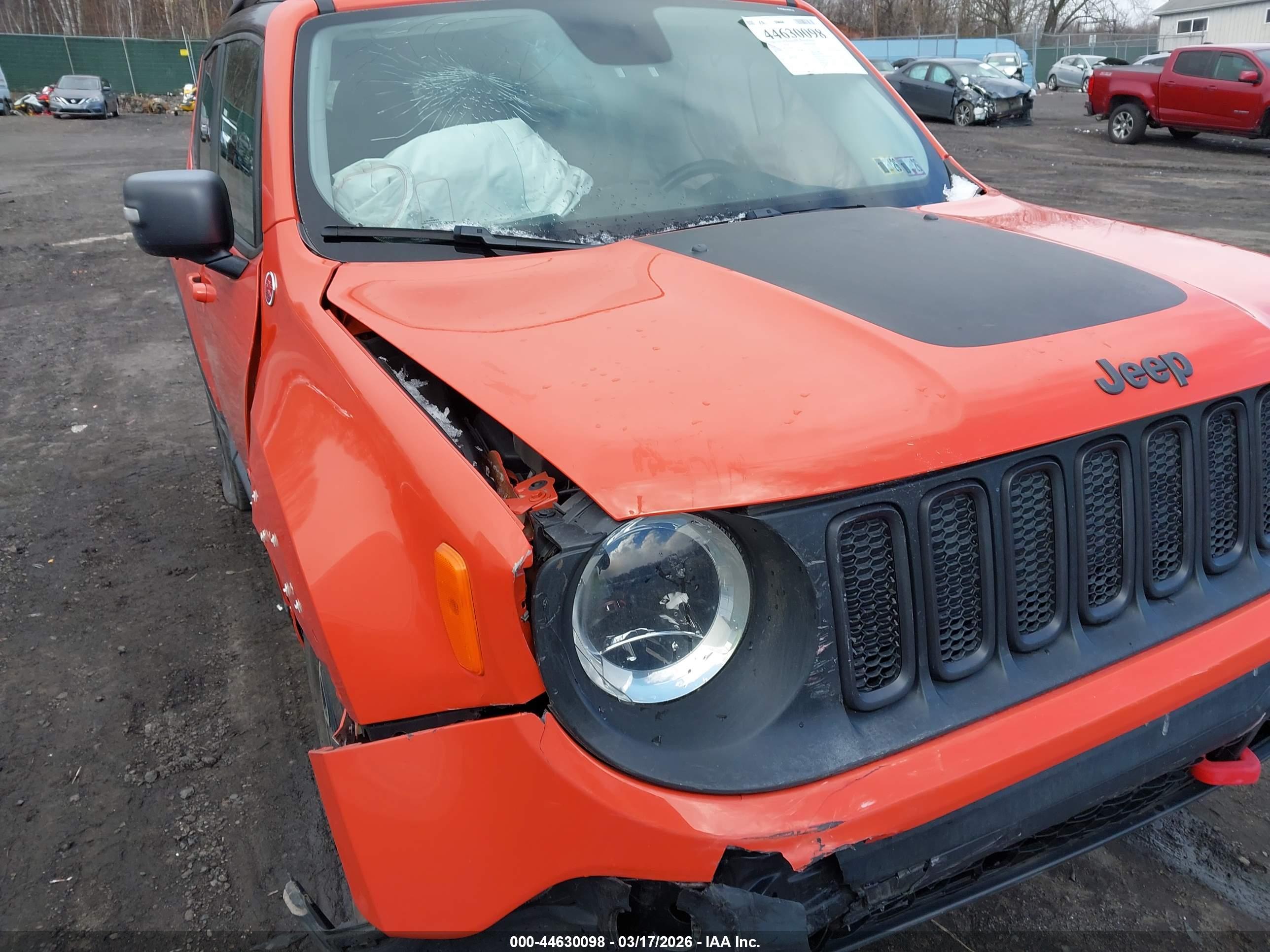 JEEP RENEGADE image 6