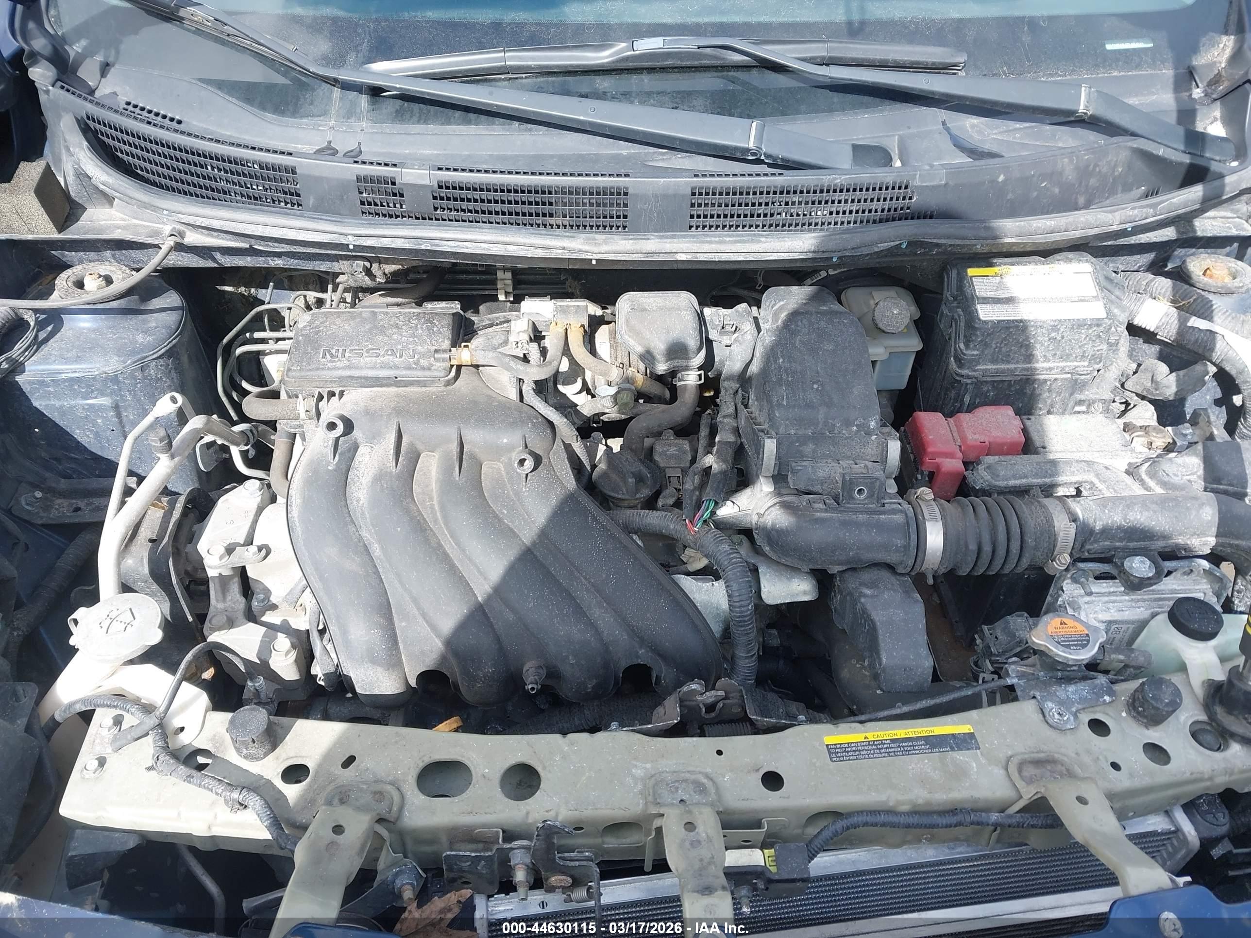 NISSAN VERSA image 10