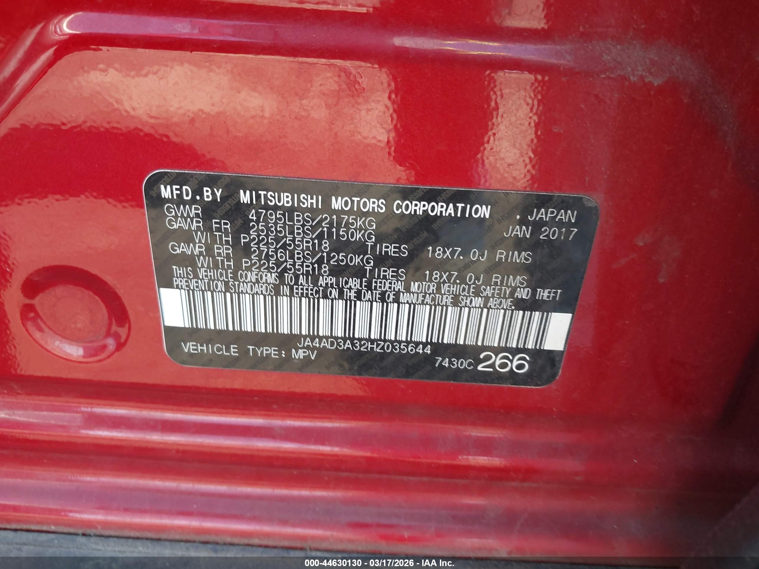 MITSUBISHI OUTLANDER image 9