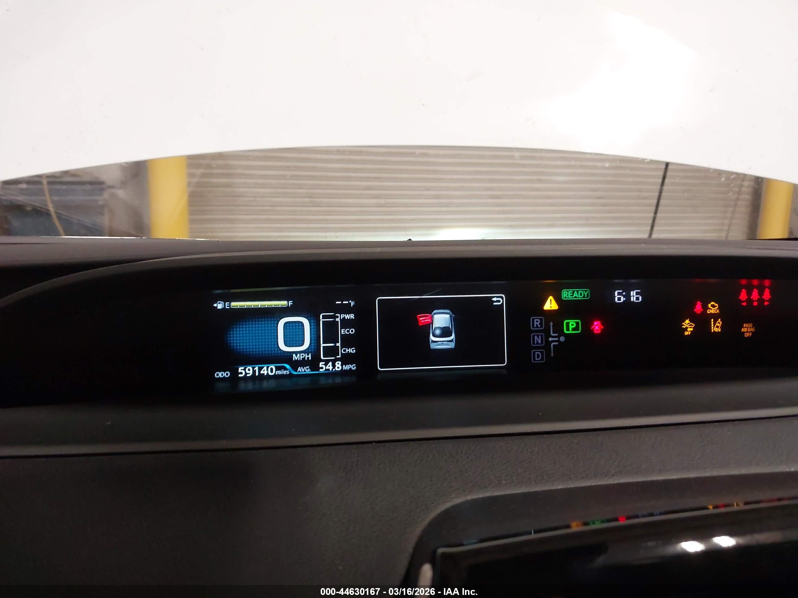 TOYOTA PRIUS image 7