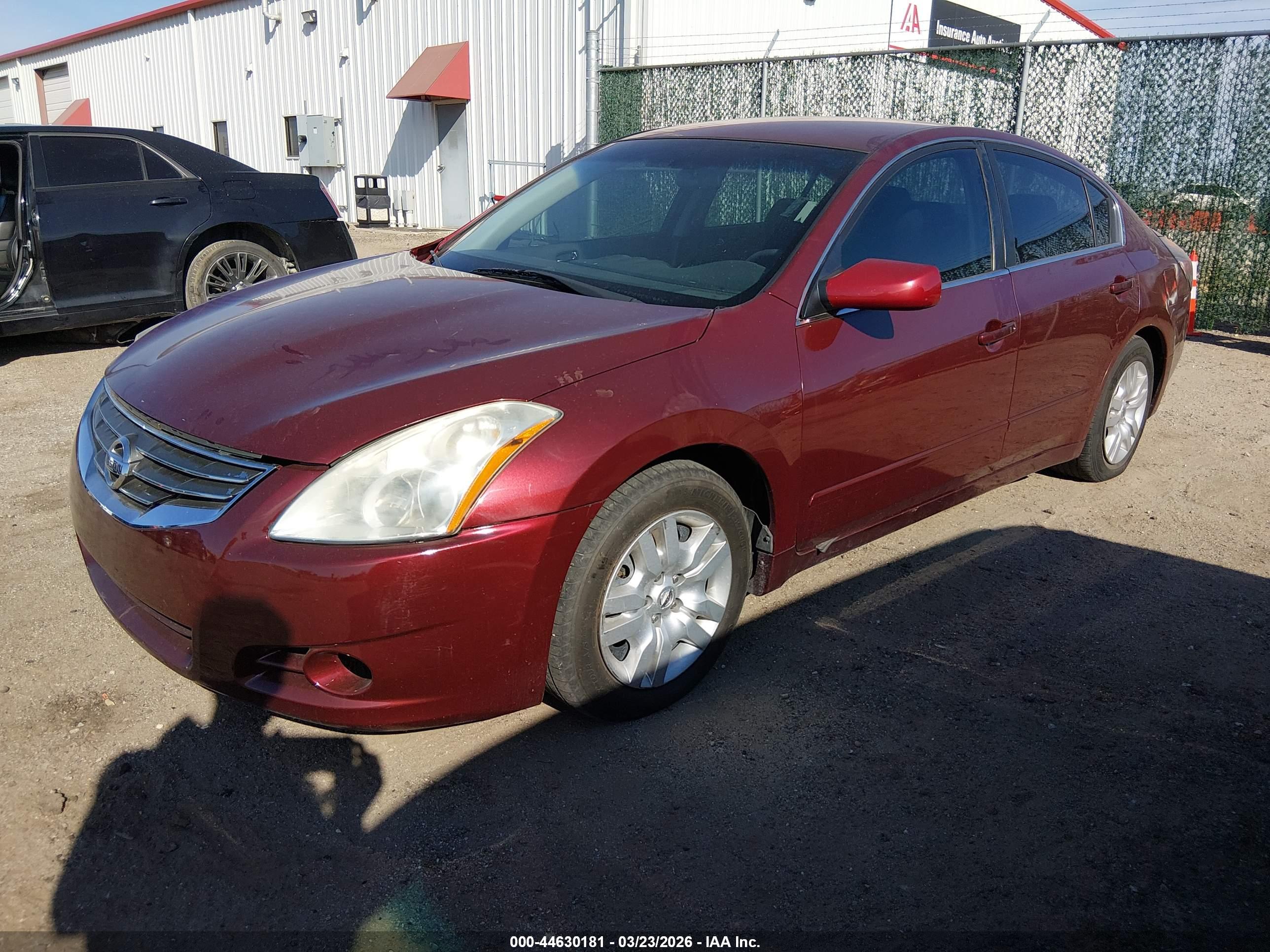 NISSAN ALTIMA image 2