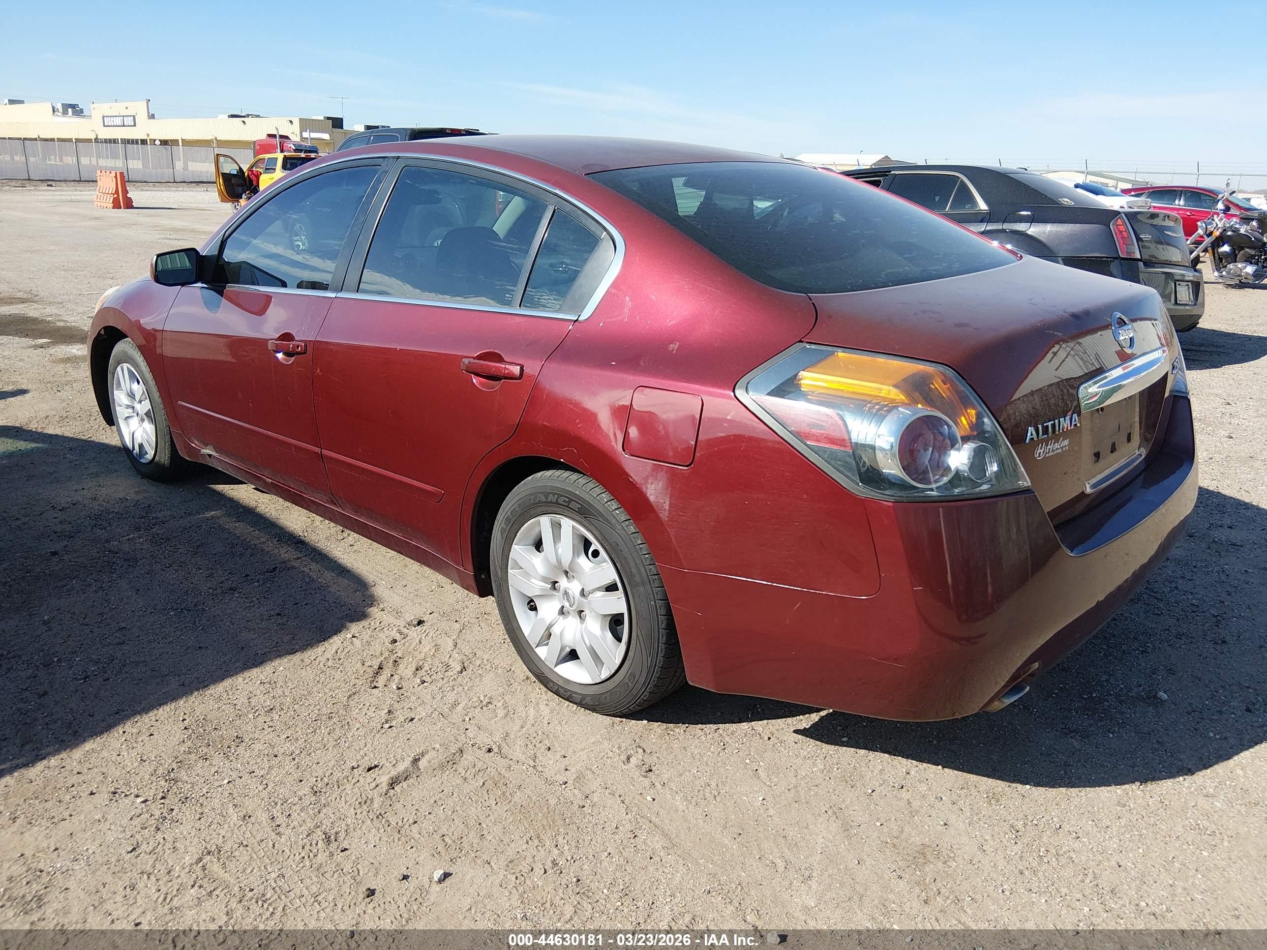 NISSAN ALTIMA image 3