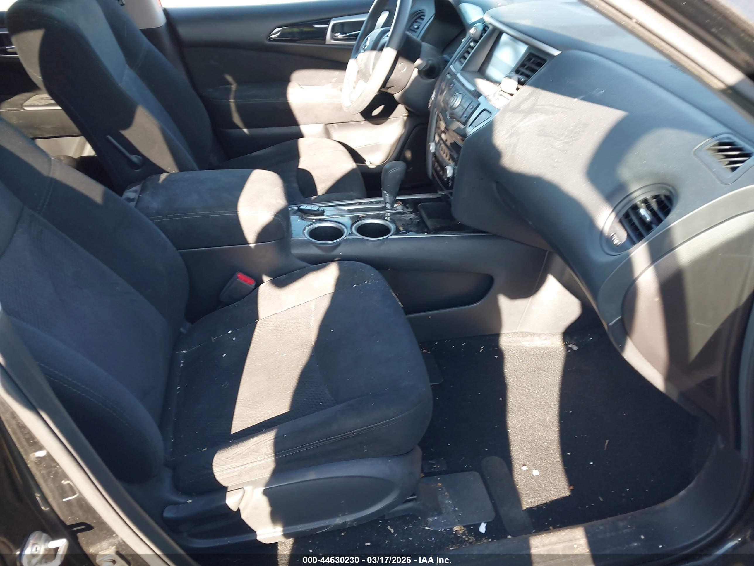 NISSAN PATHFINDER image 5