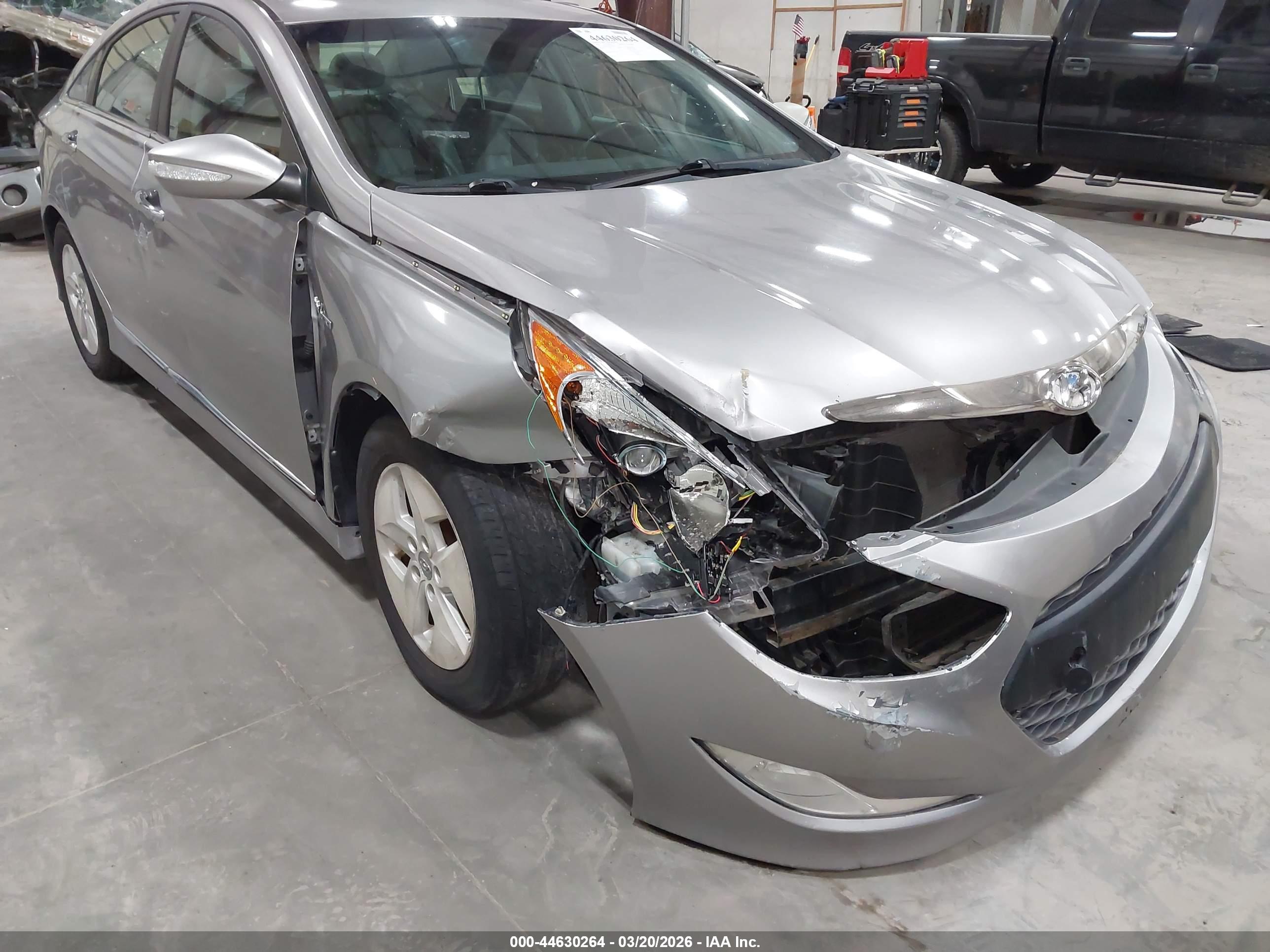 HYUNDAI SONATA image 6