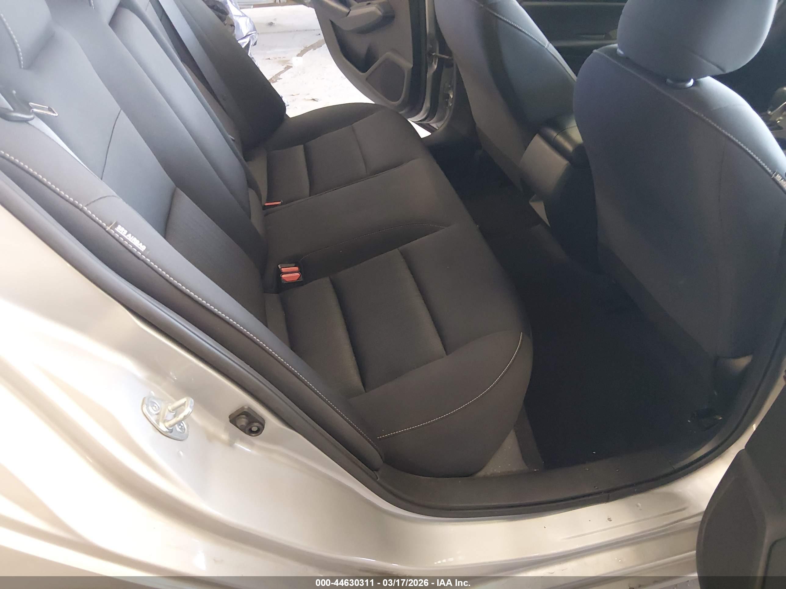NISSAN ALTIMA image 8