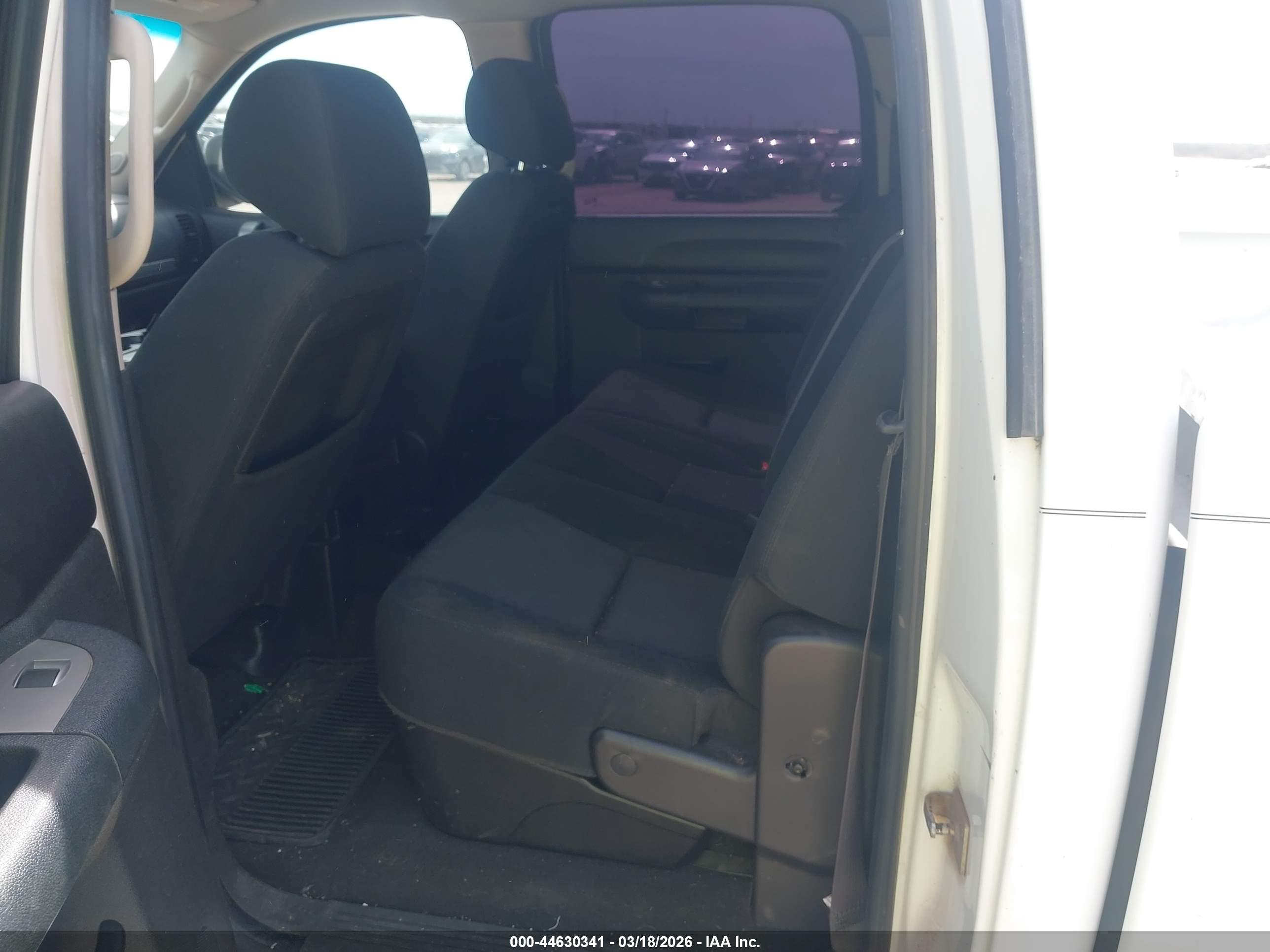 GMC SIERRA image 8