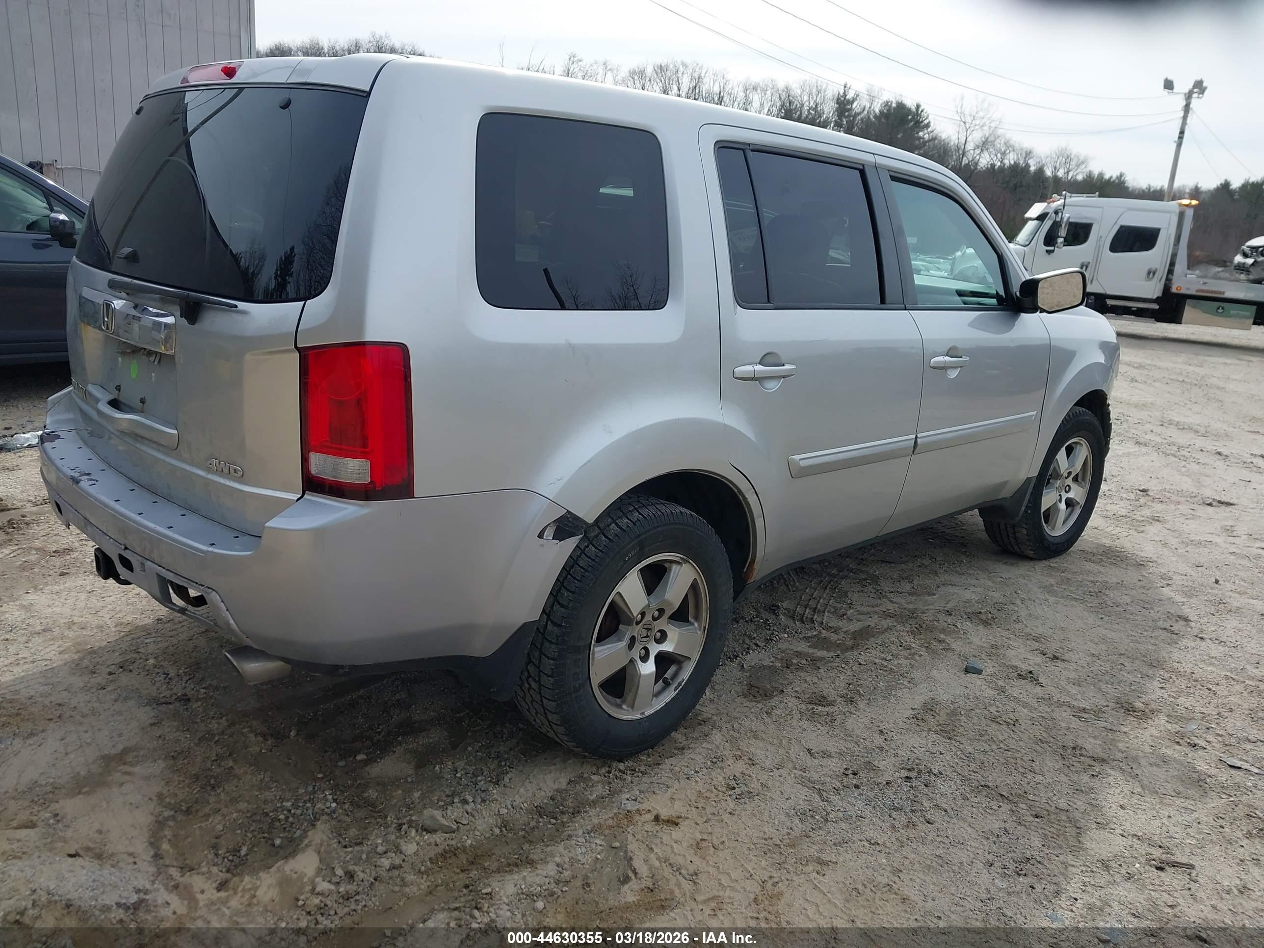 HONDA PILOT image 4