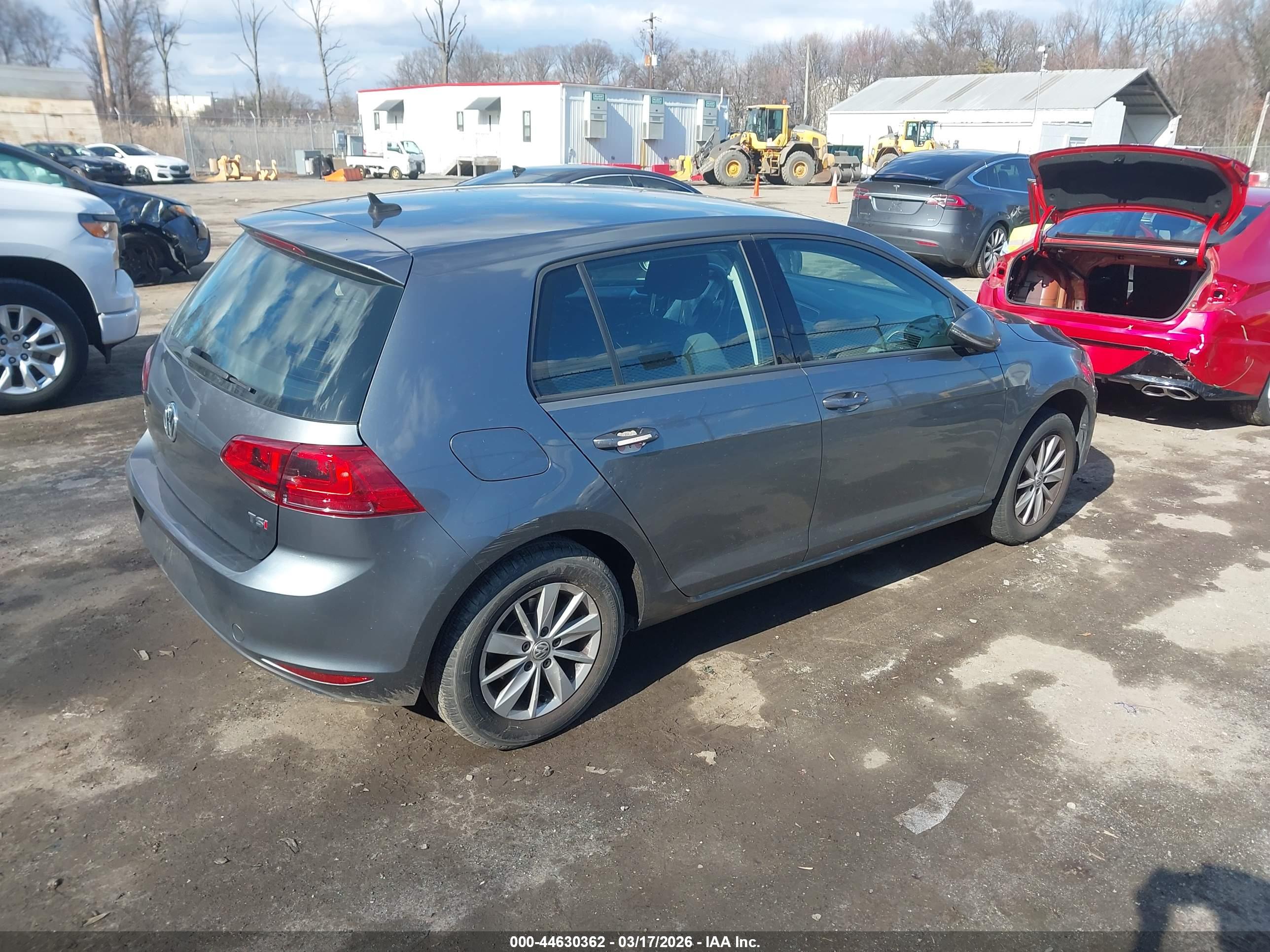 VOLKSWAGEN GOLF image 4