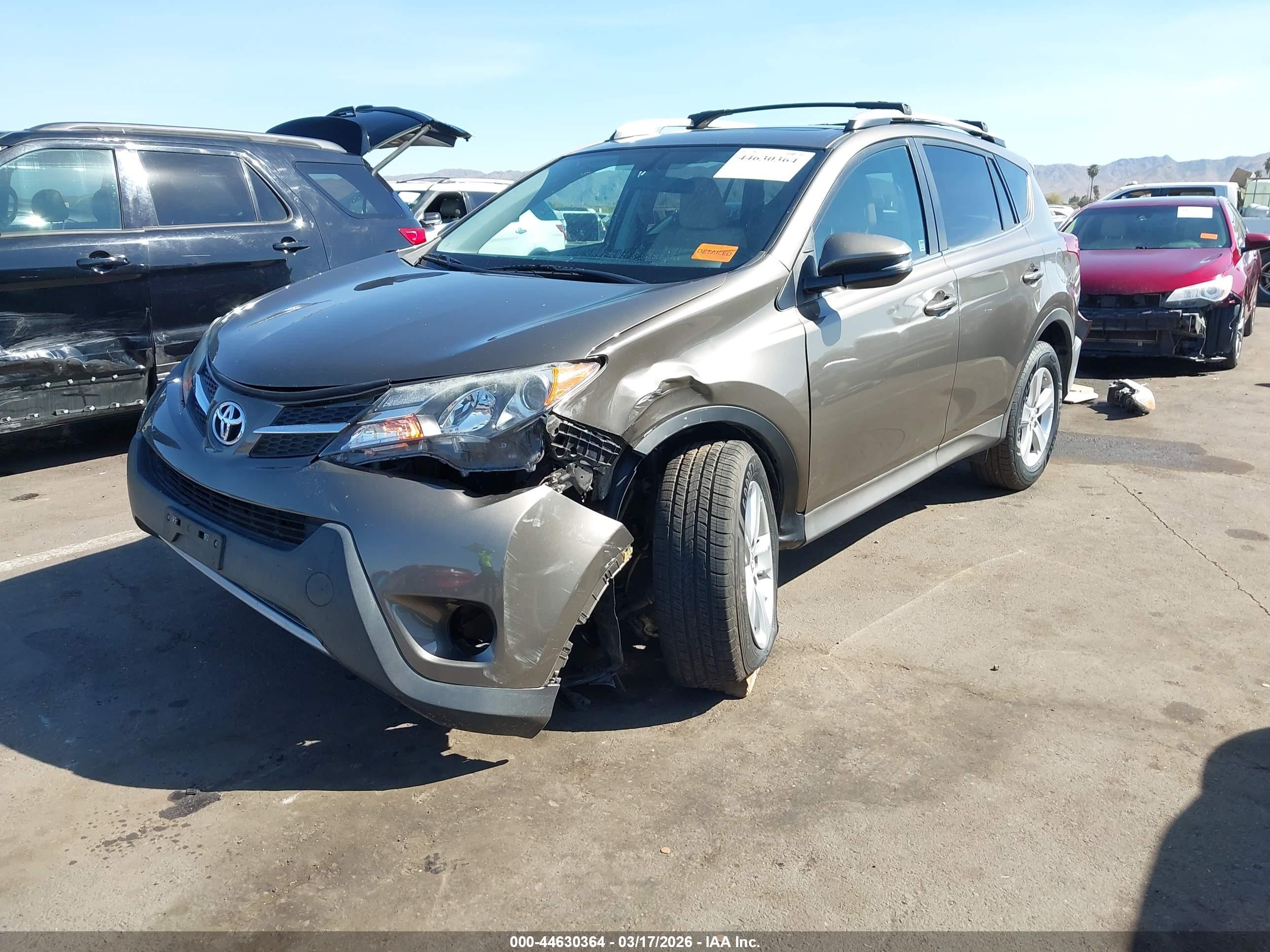 TOYOTA RAV4 image 6