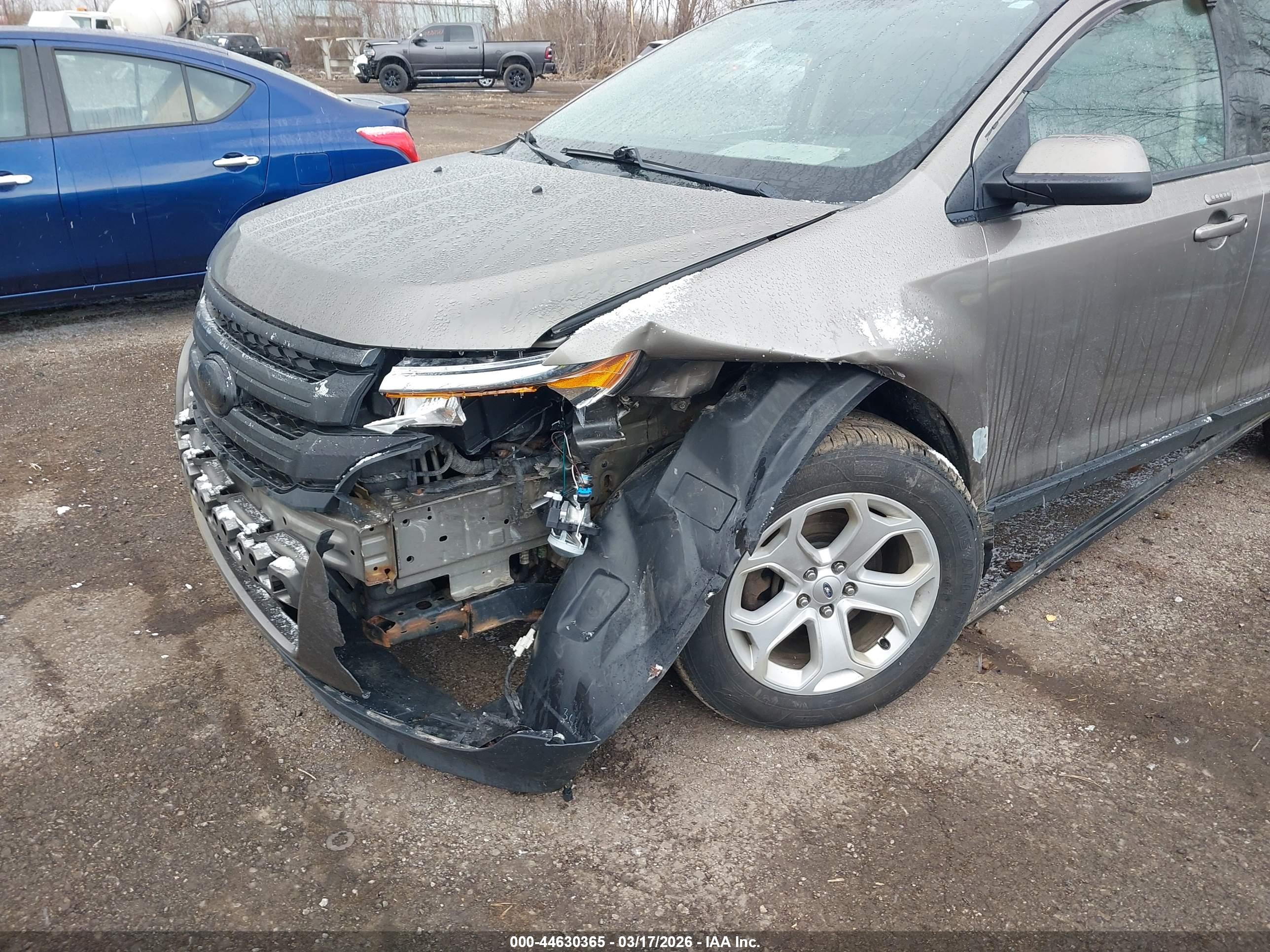 FORD EDGE image 6