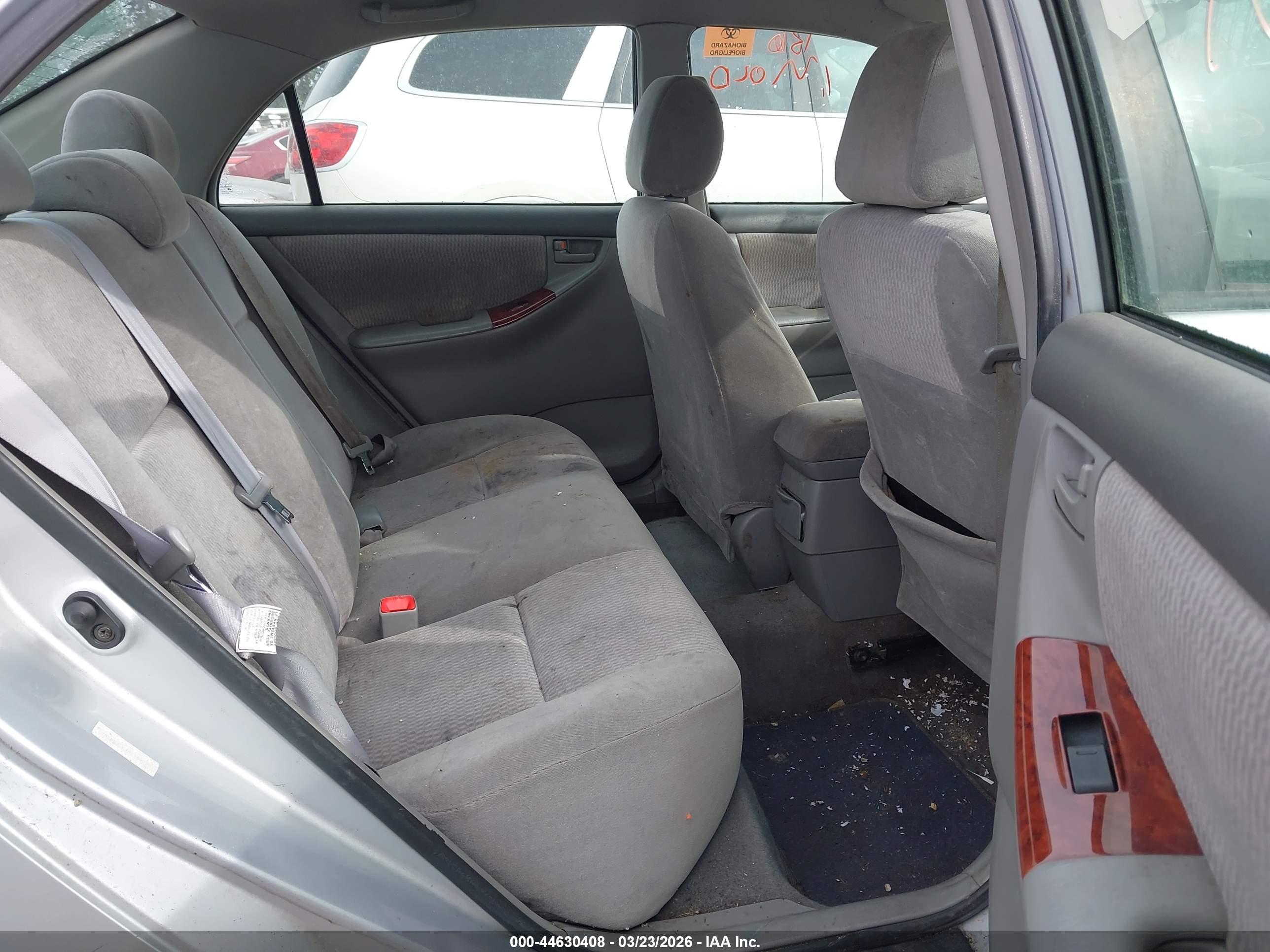 TOYOTA COROLLA image 8