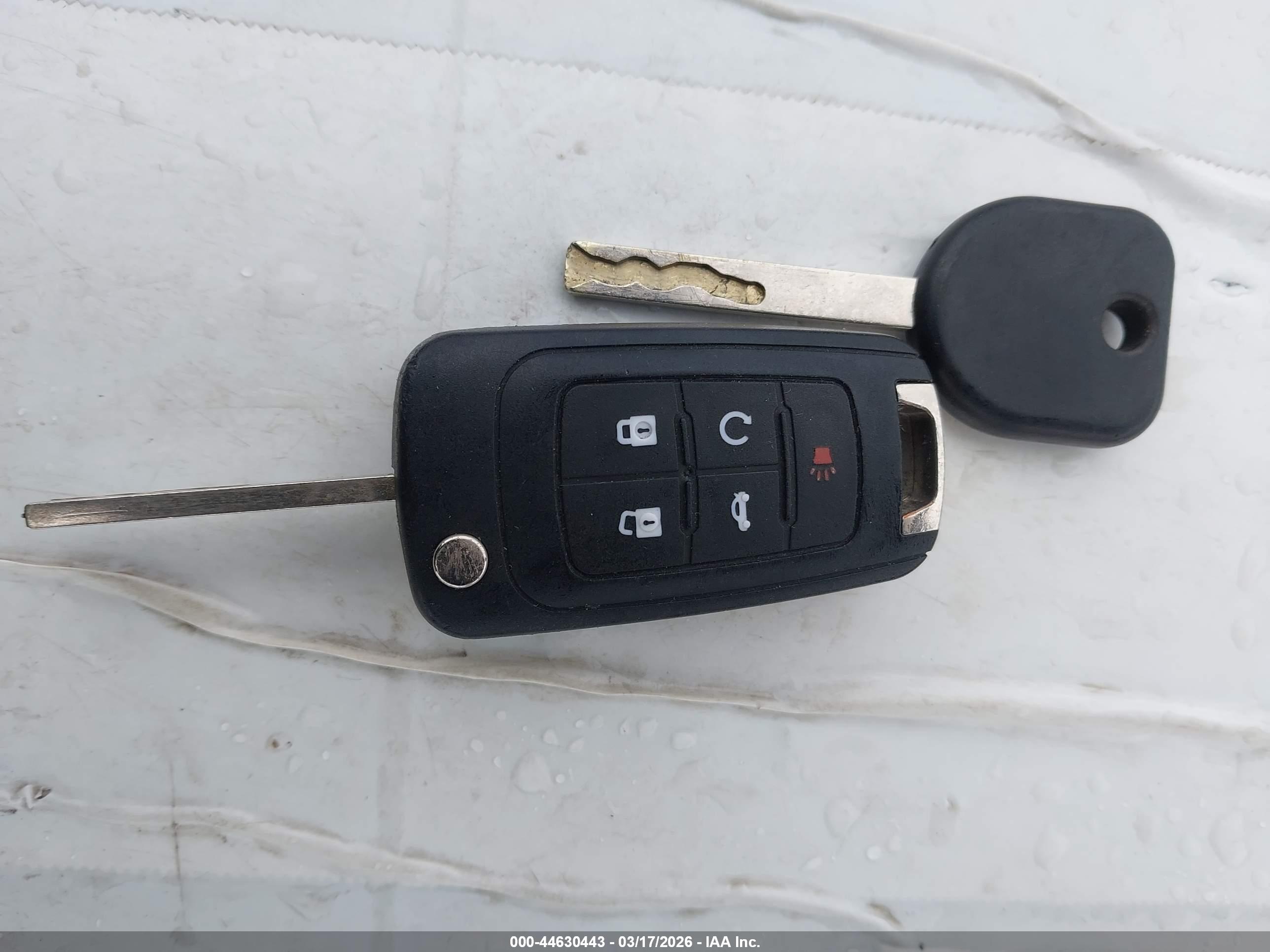 CHEVROLET EQUINOX image 11