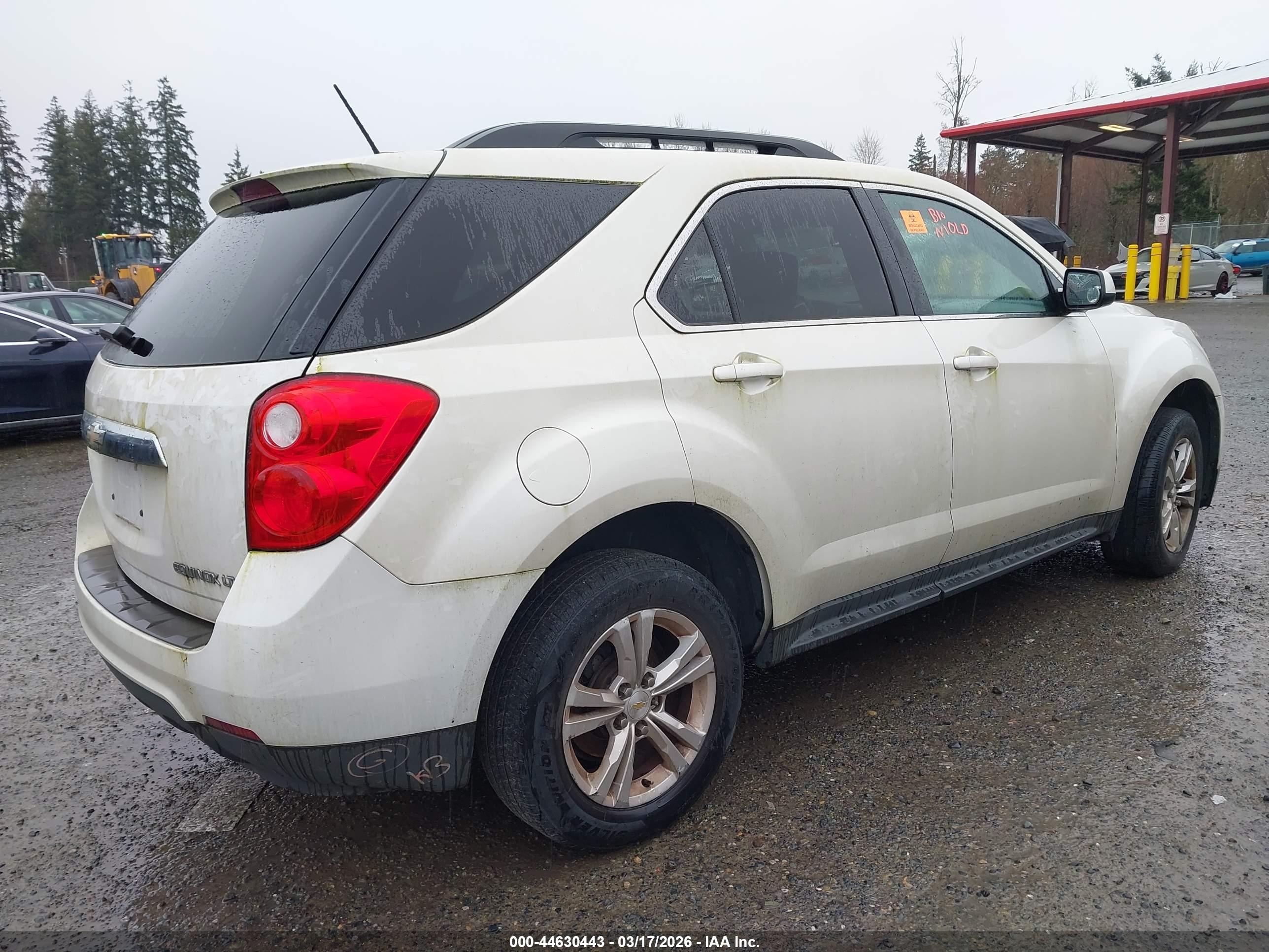 CHEVROLET EQUINOX image 4