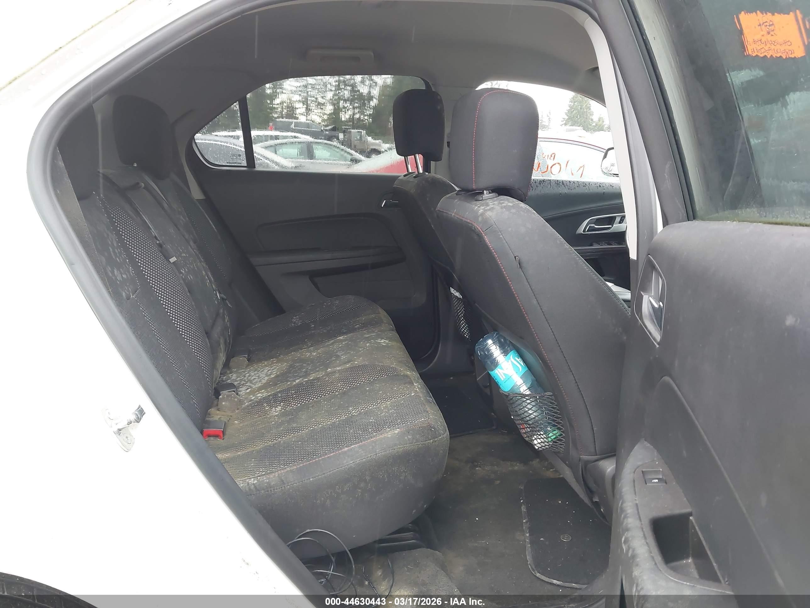CHEVROLET EQUINOX image 8