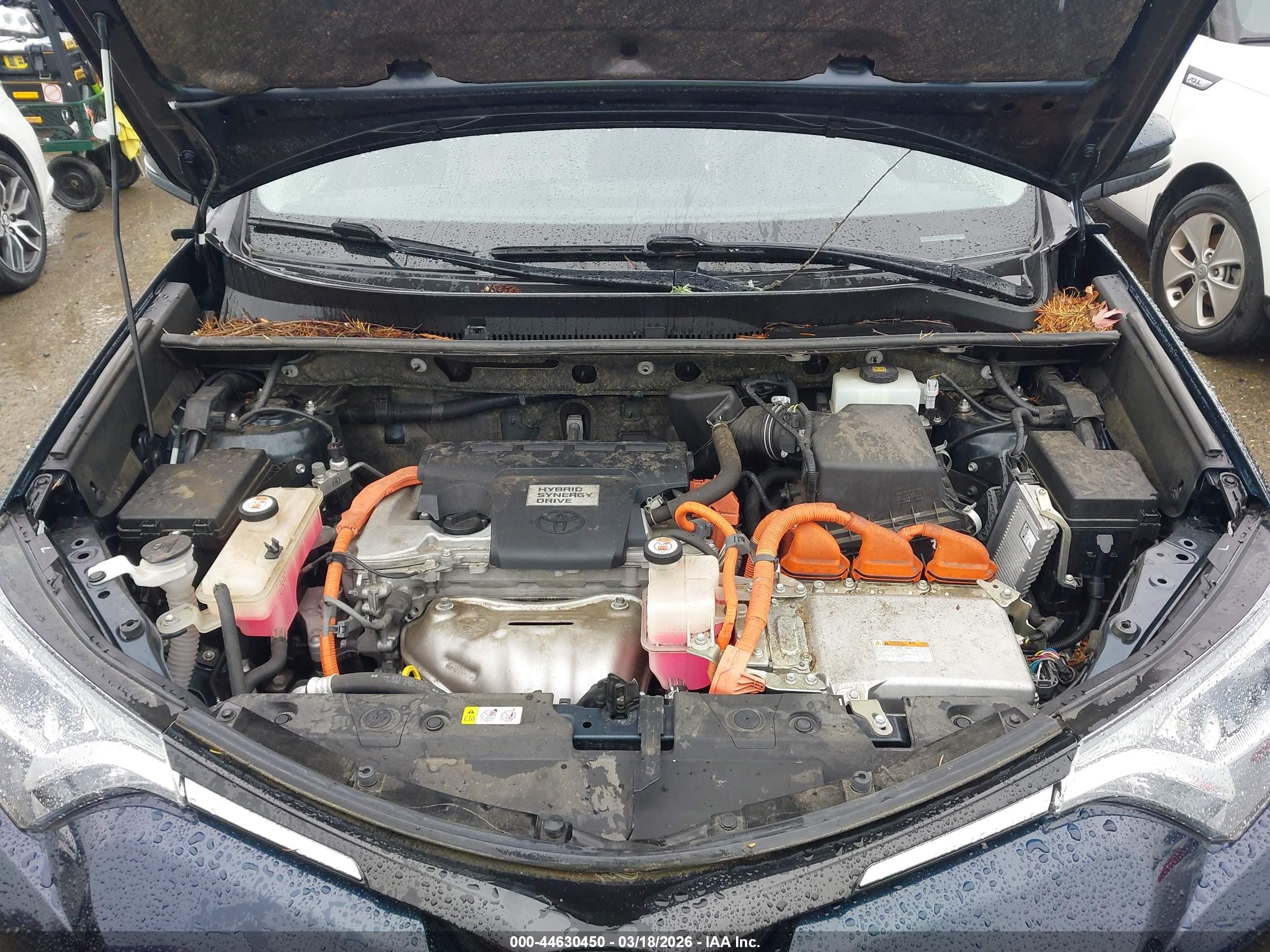 TOYOTA RAV4 image 10