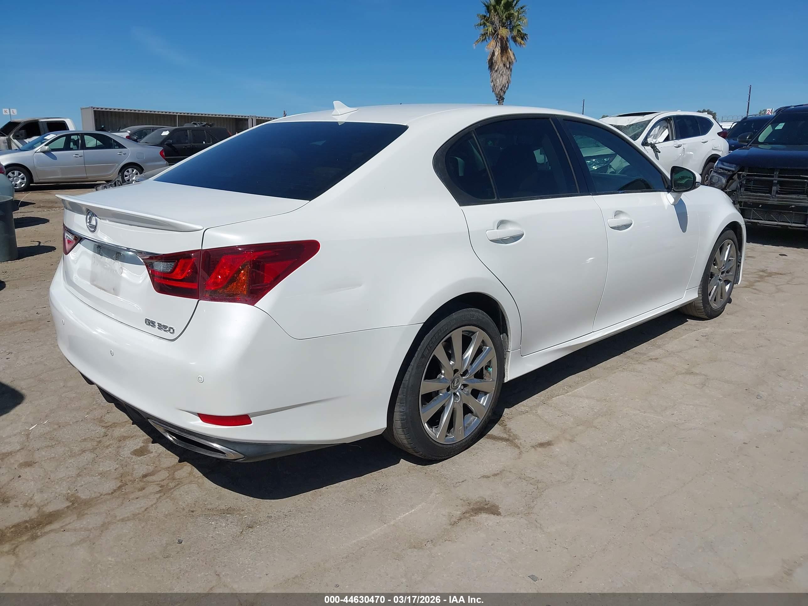 LEXUS GS image 4