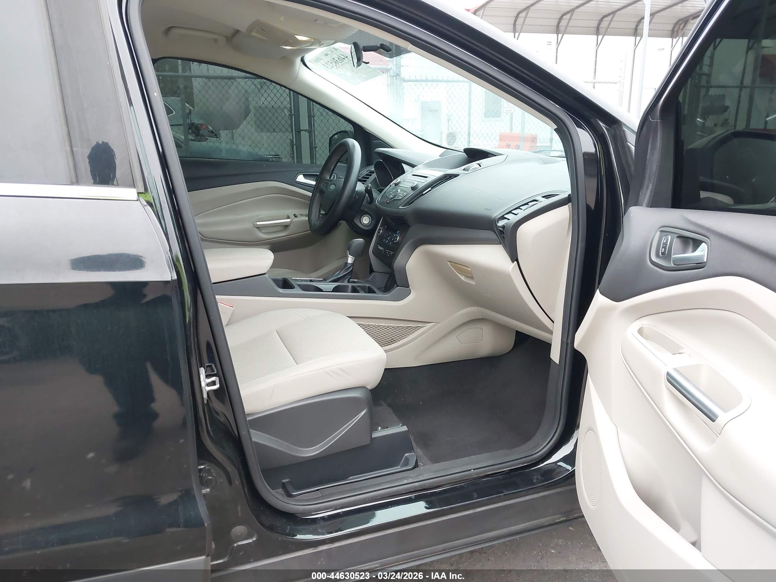 FORD ESCAPE image 5