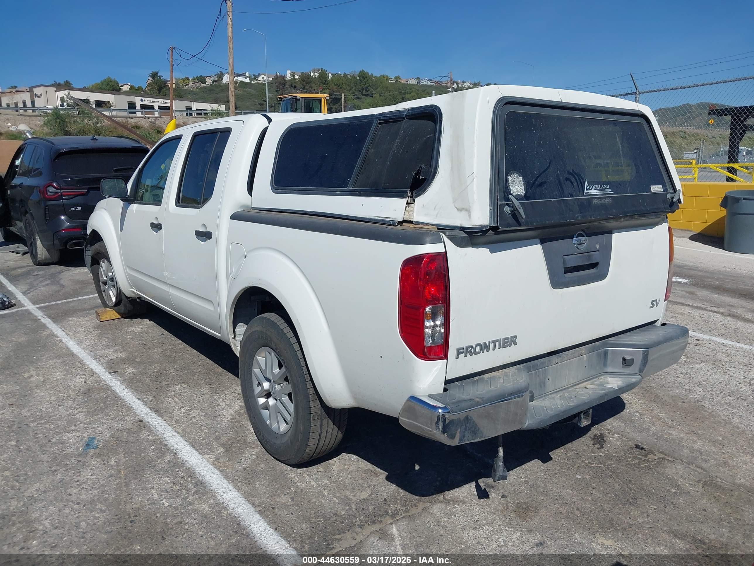 NISSAN FRONTIER image 3