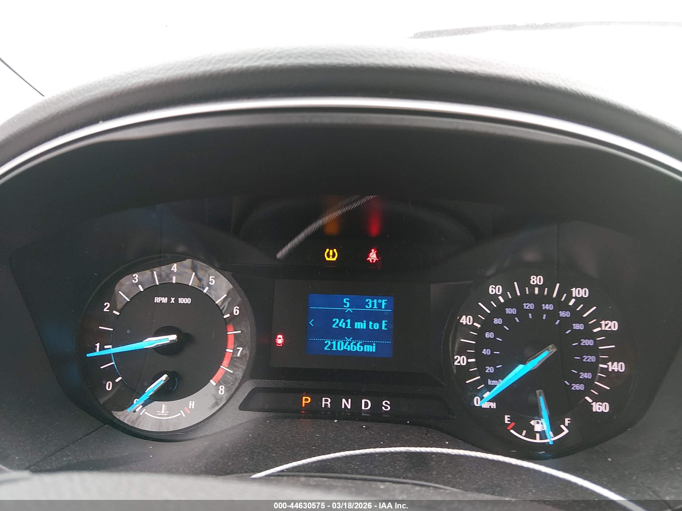 FORD FUSION image 7
