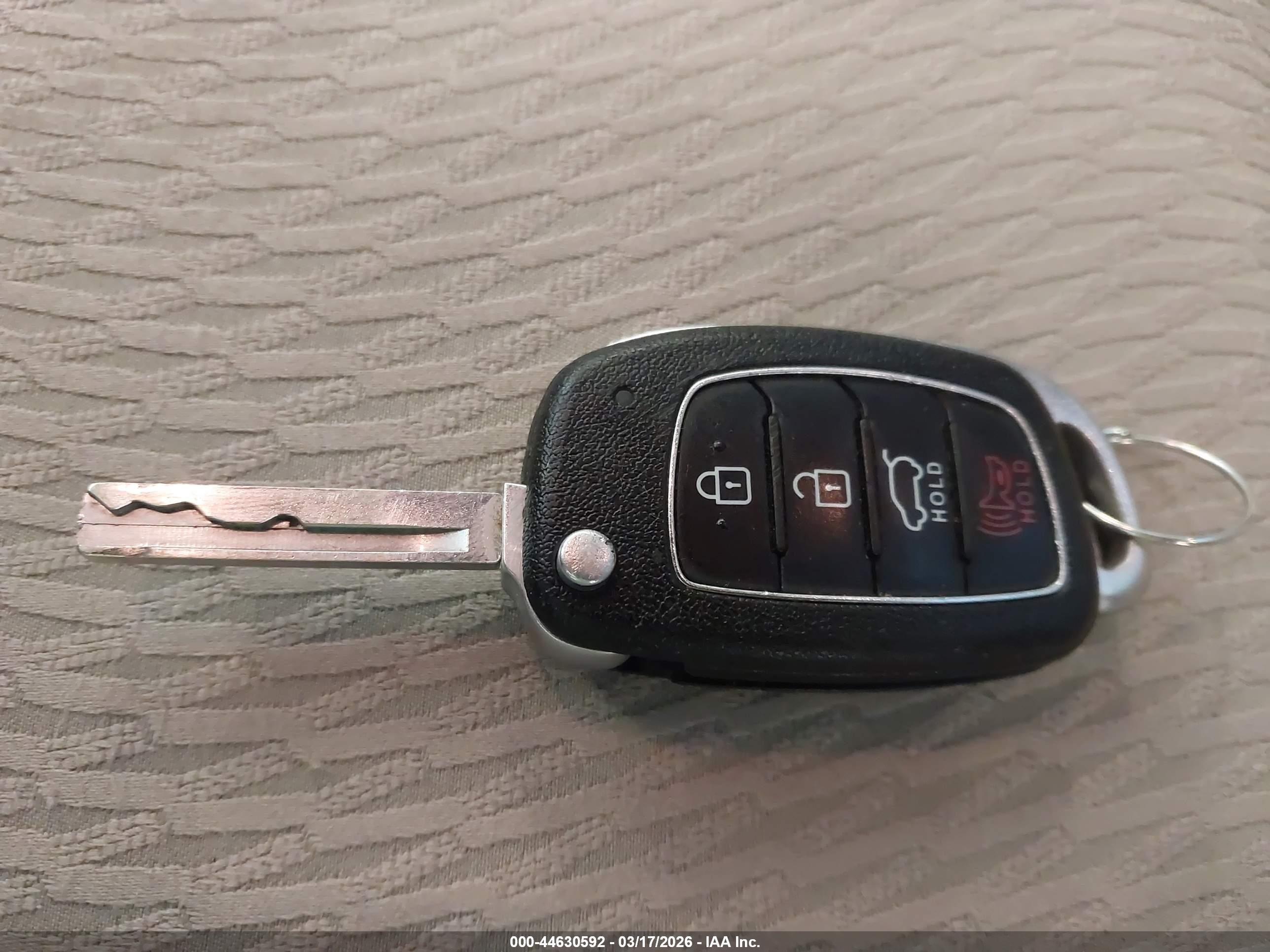 HYUNDAI SANTA image 11
