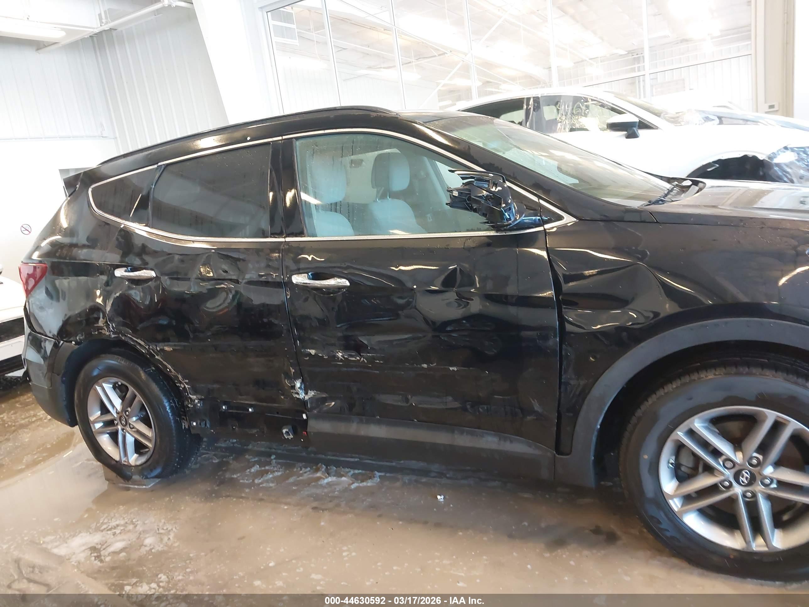 HYUNDAI SANTA image 6